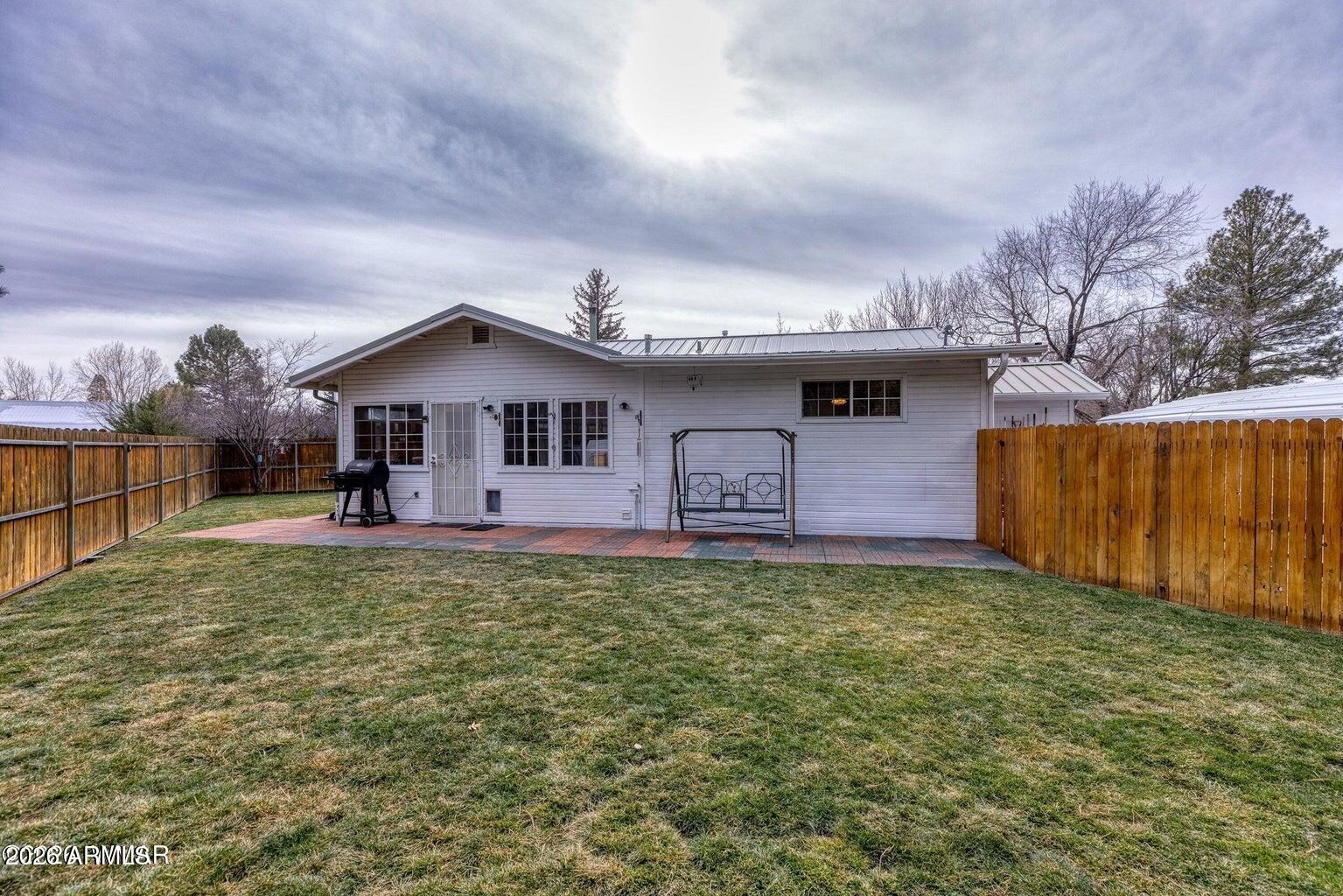 1306 W PIMA Lane