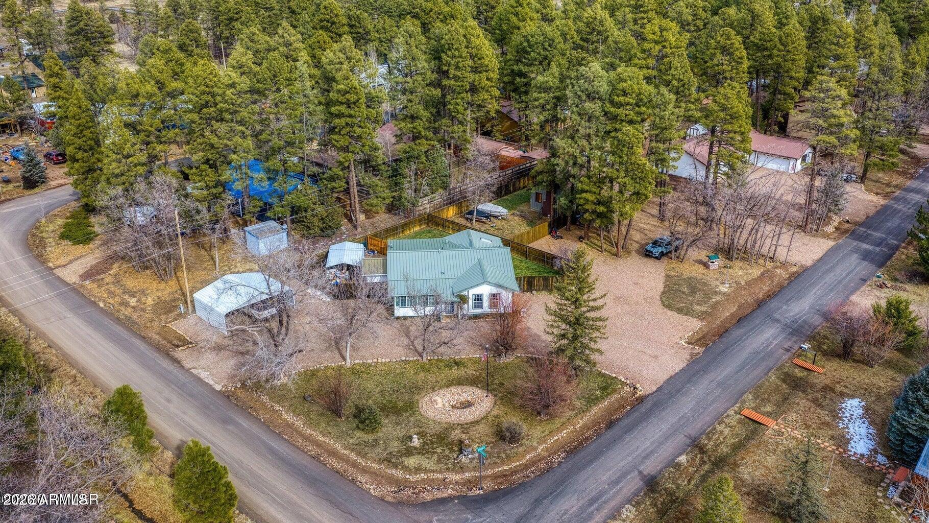 1306 W PIMA Lane