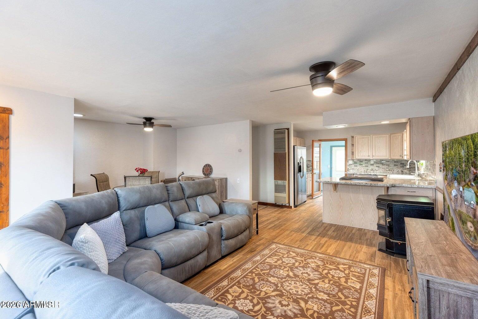 1306 W PIMA Lane