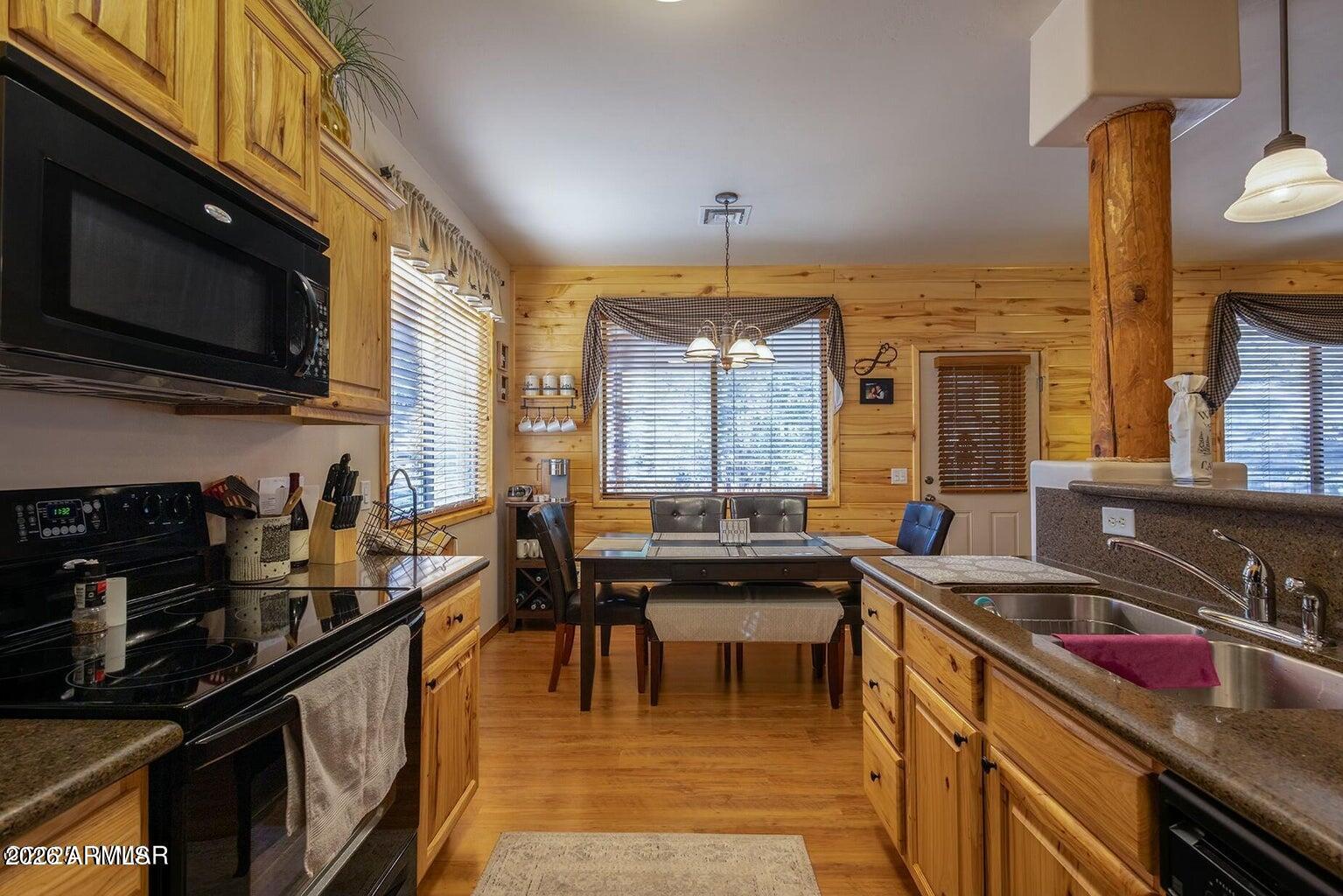 4520 W TATANKA Loop A5