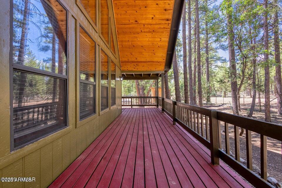 950 COOPER Lane