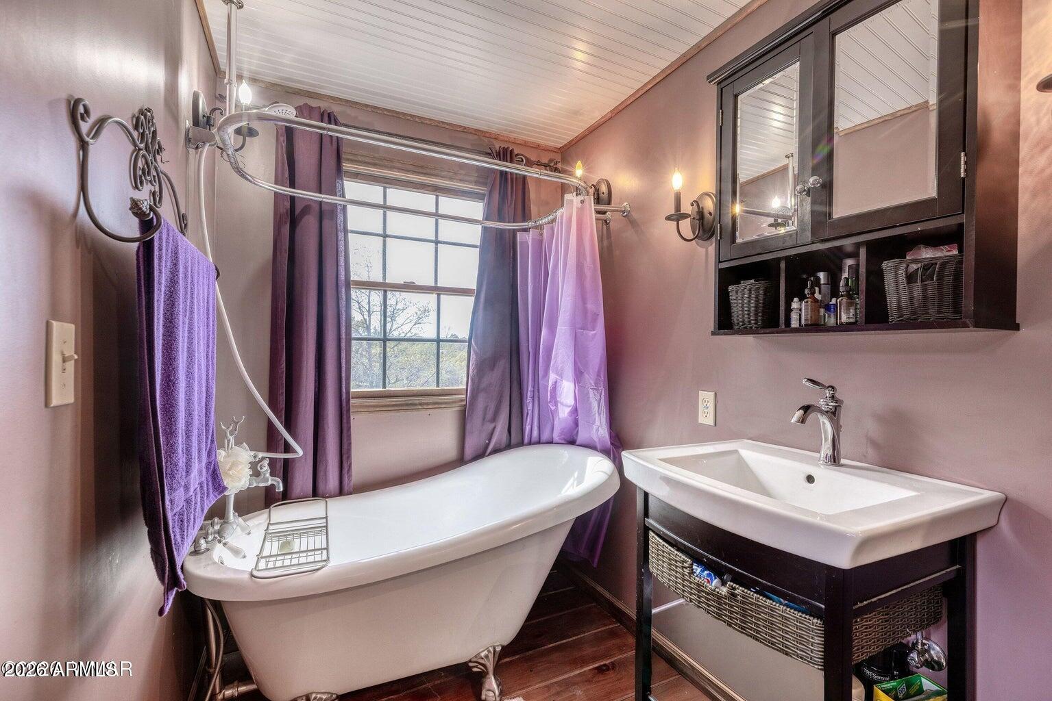 2137 GRAPHITE Road