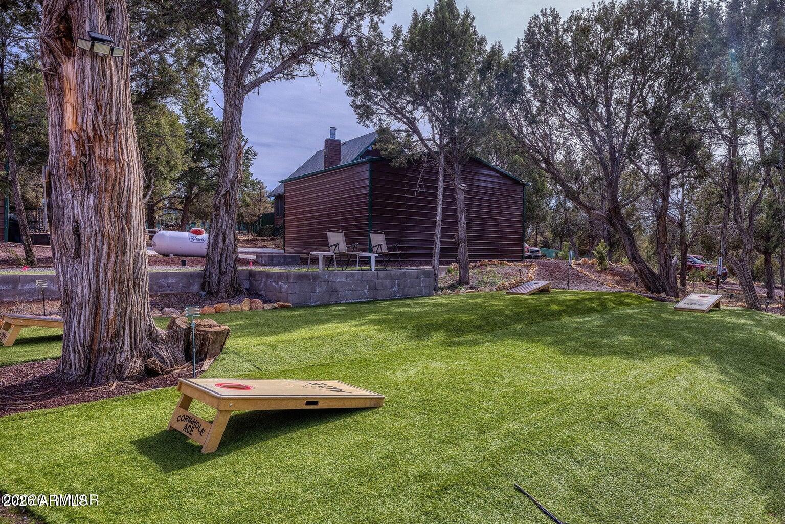 2137 GRAPHITE Road