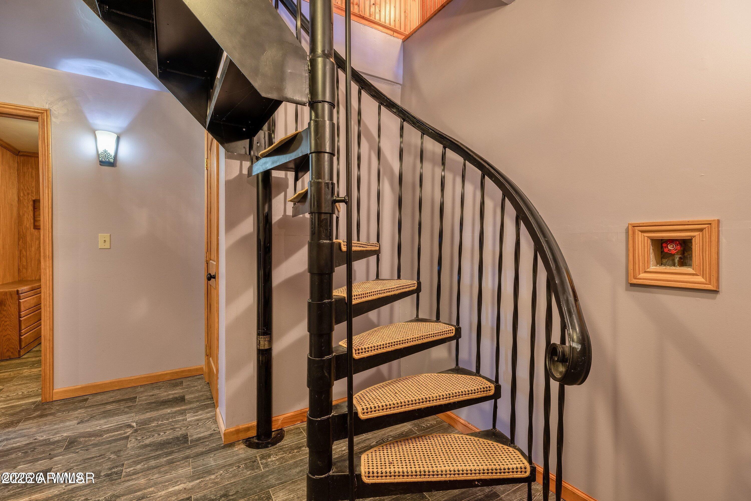 2137 GRAPHITE Road