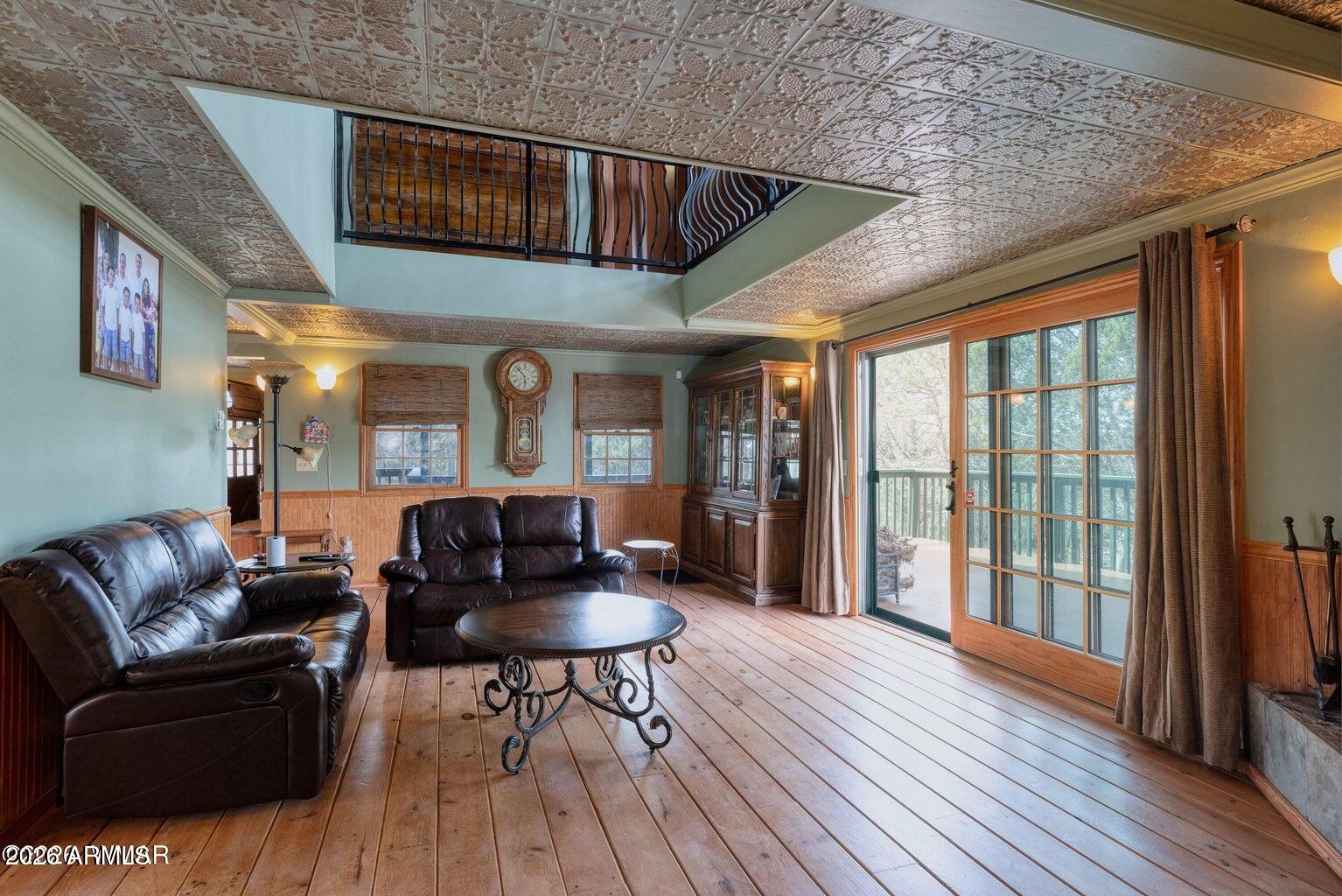 2137 GRAPHITE Road