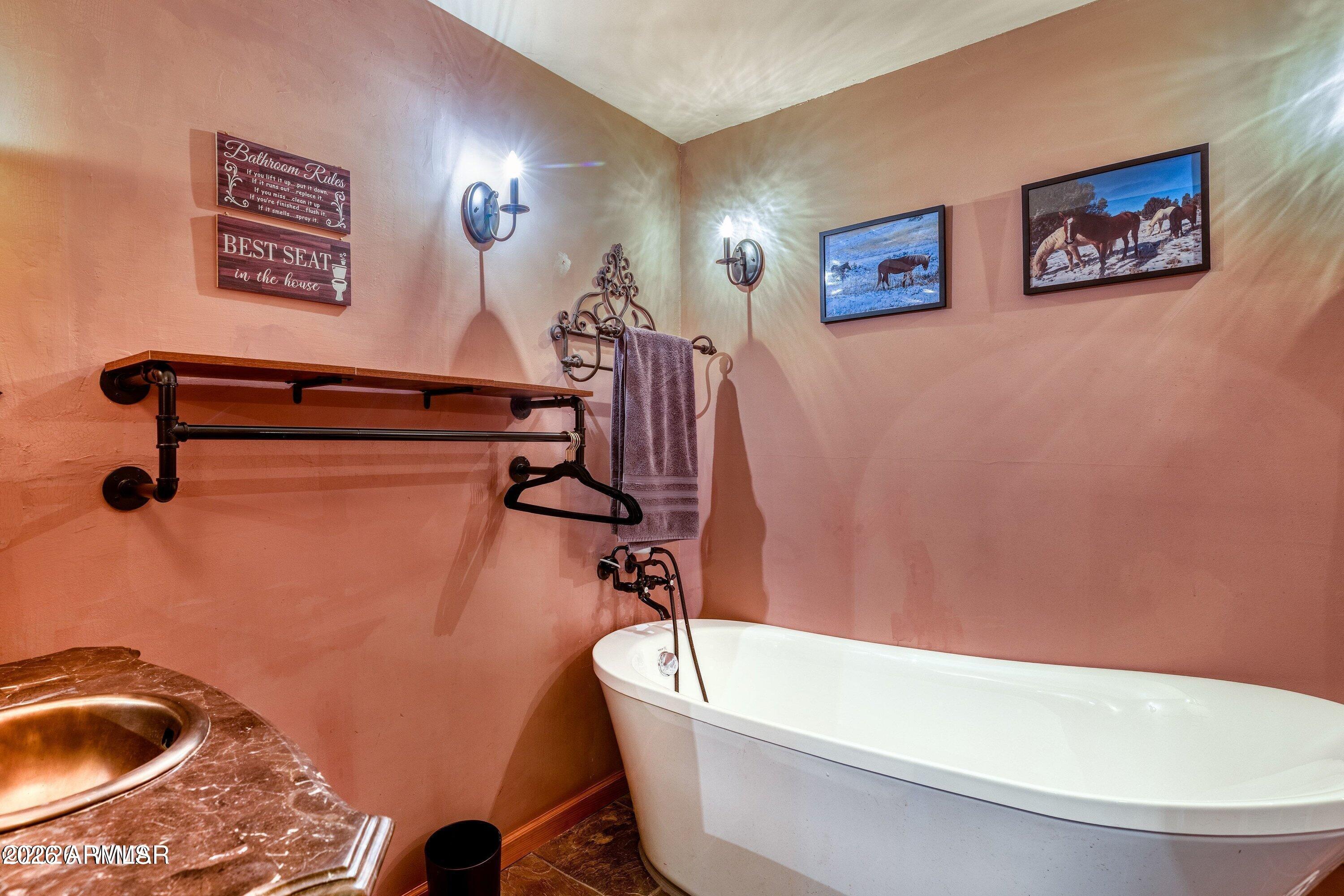 2137 GRAPHITE Road