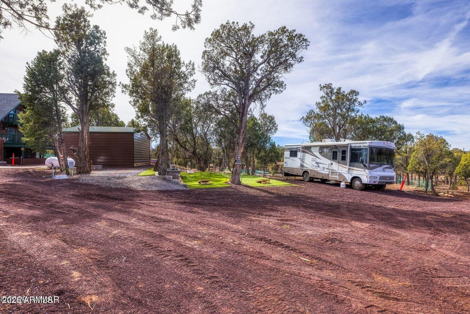 2137 GRAPHITE Road