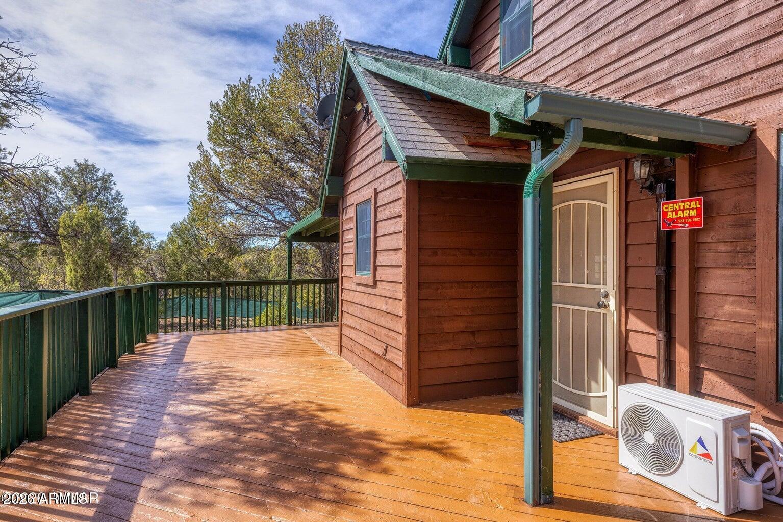 2137 GRAPHITE Road