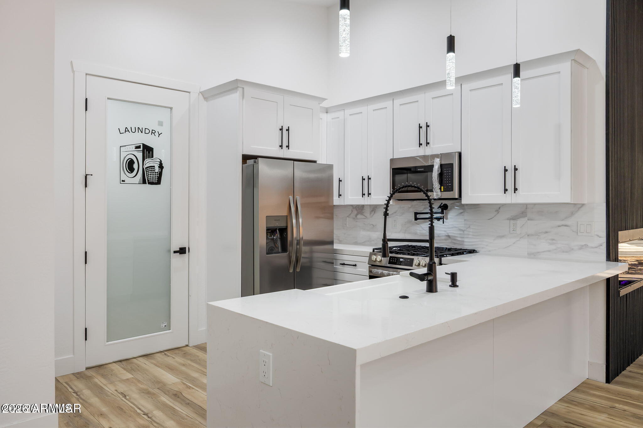 2765 W VILLA Loop
