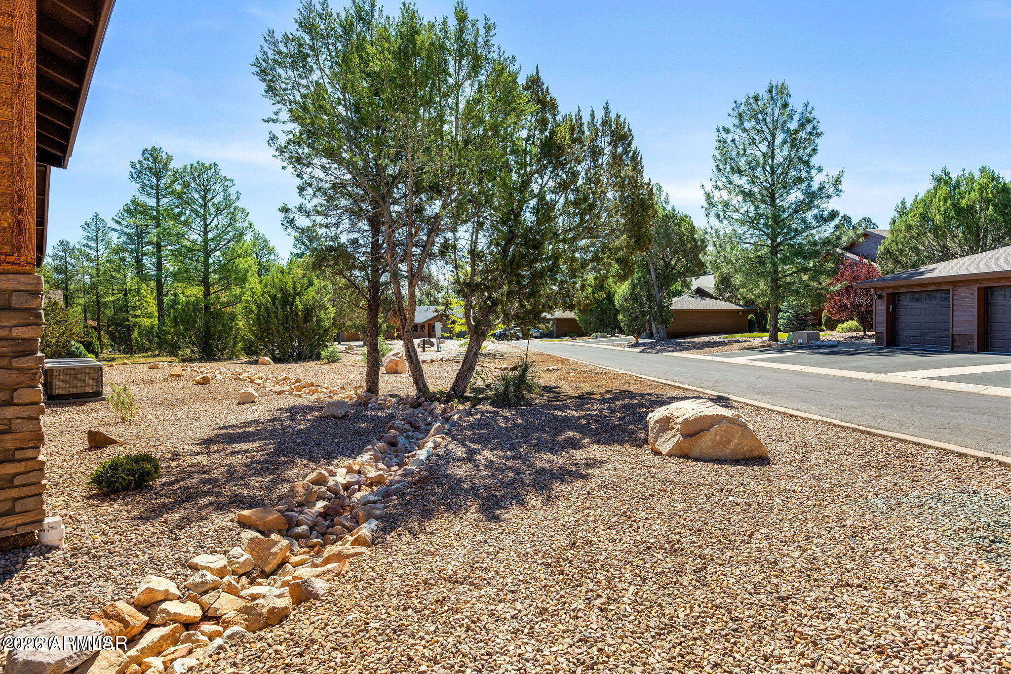 2765 W VILLA Loop