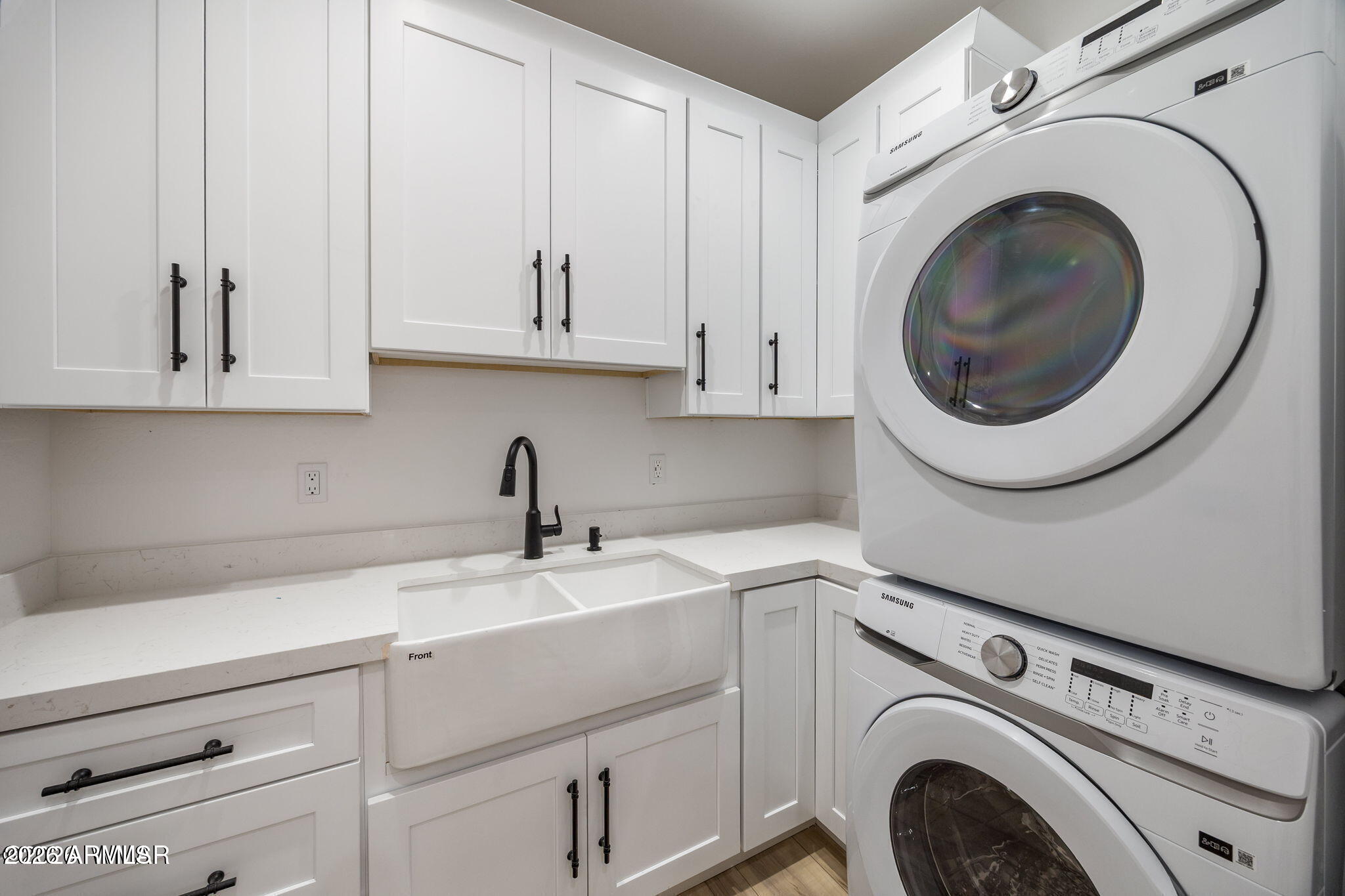 2765 W VILLA Loop