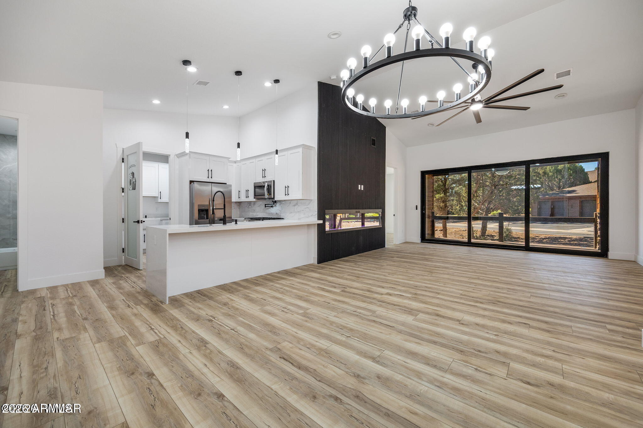 2765 W VILLA Loop