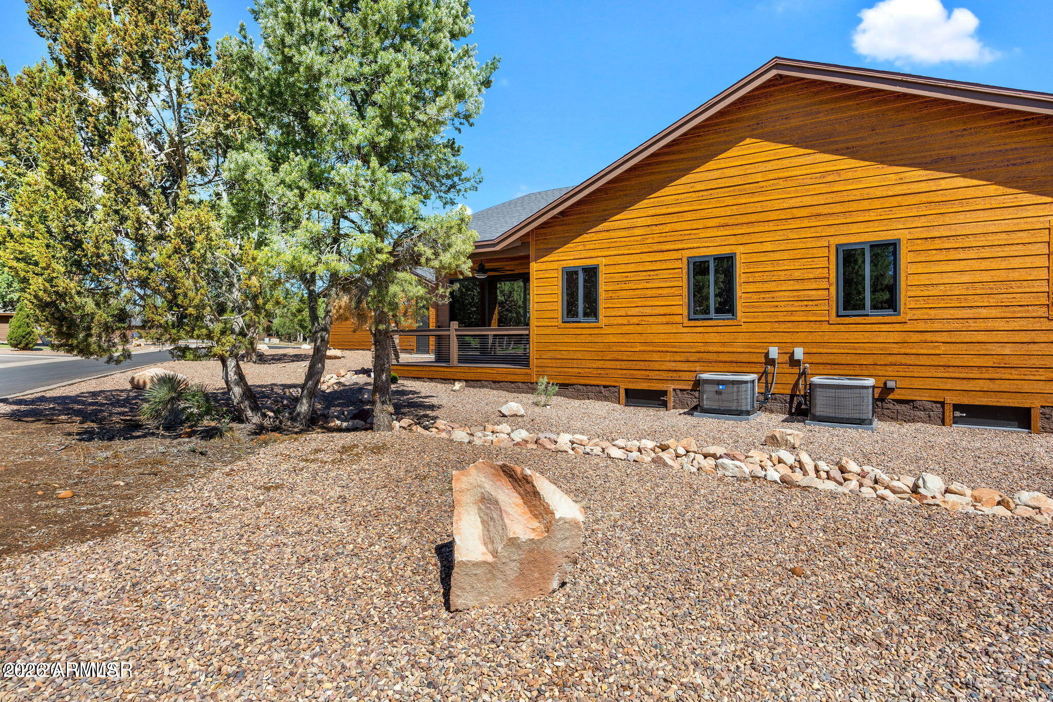 2765 W VILLA Loop
