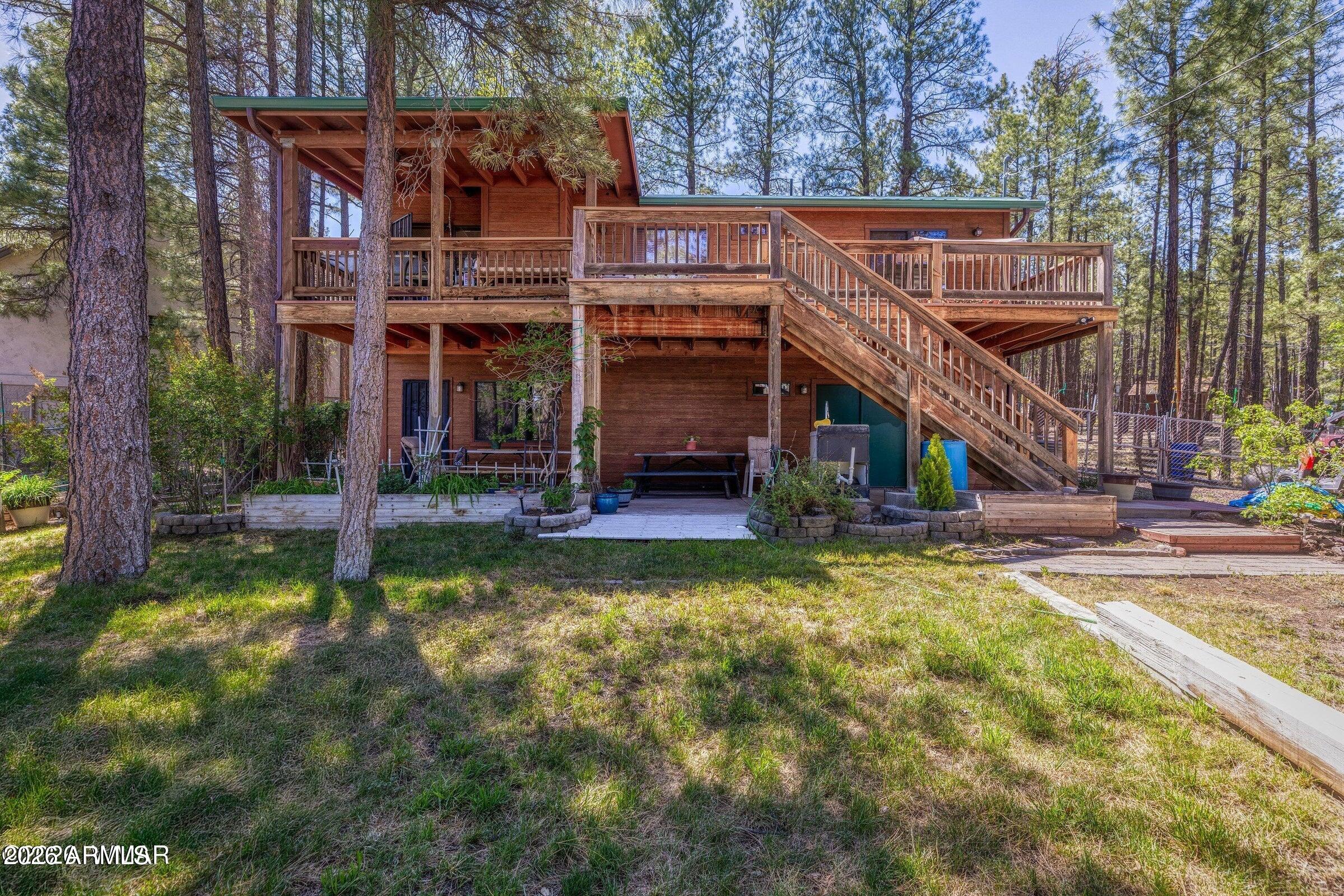 563 SPRUCE Drive