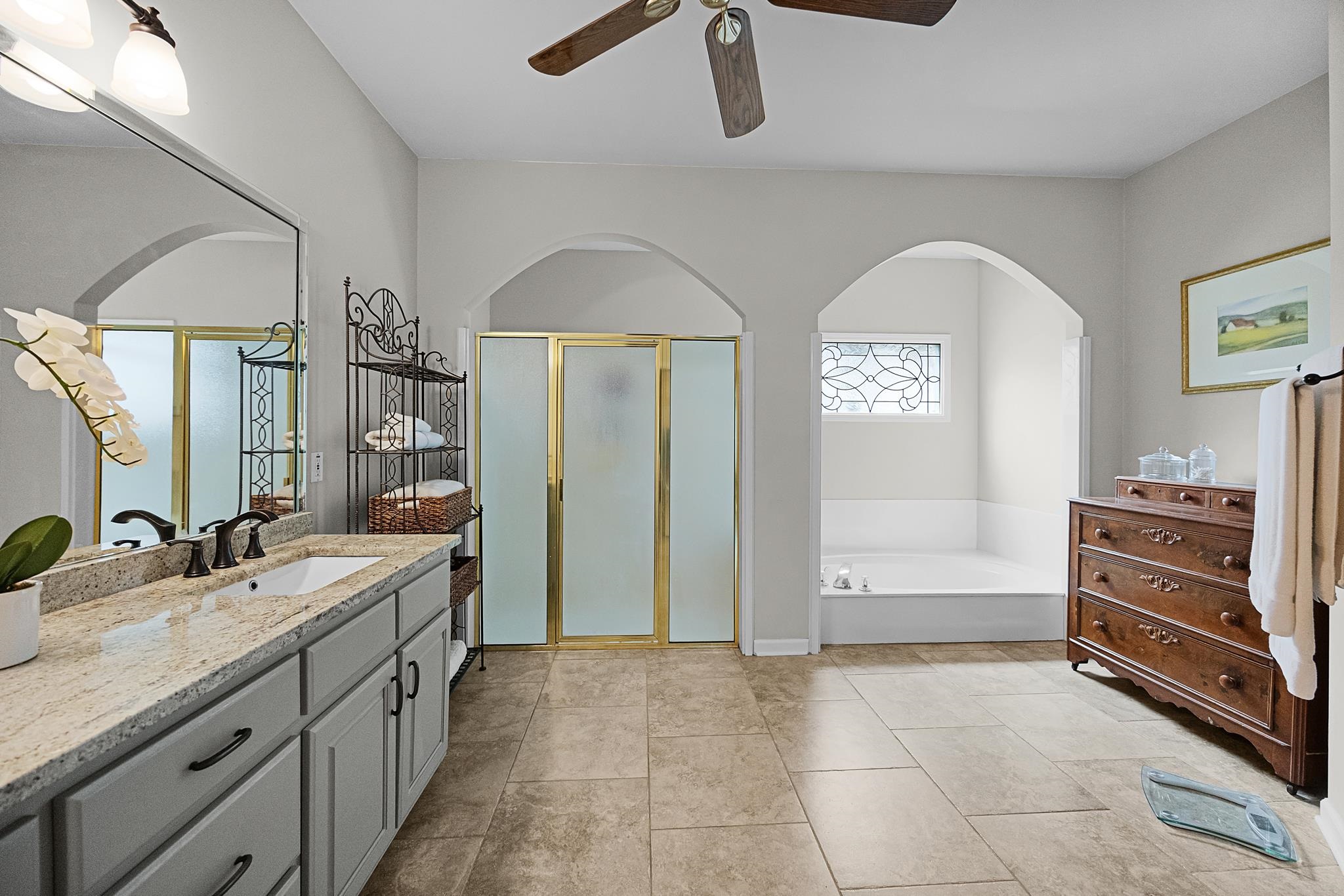 1525 BECKENHALL CV