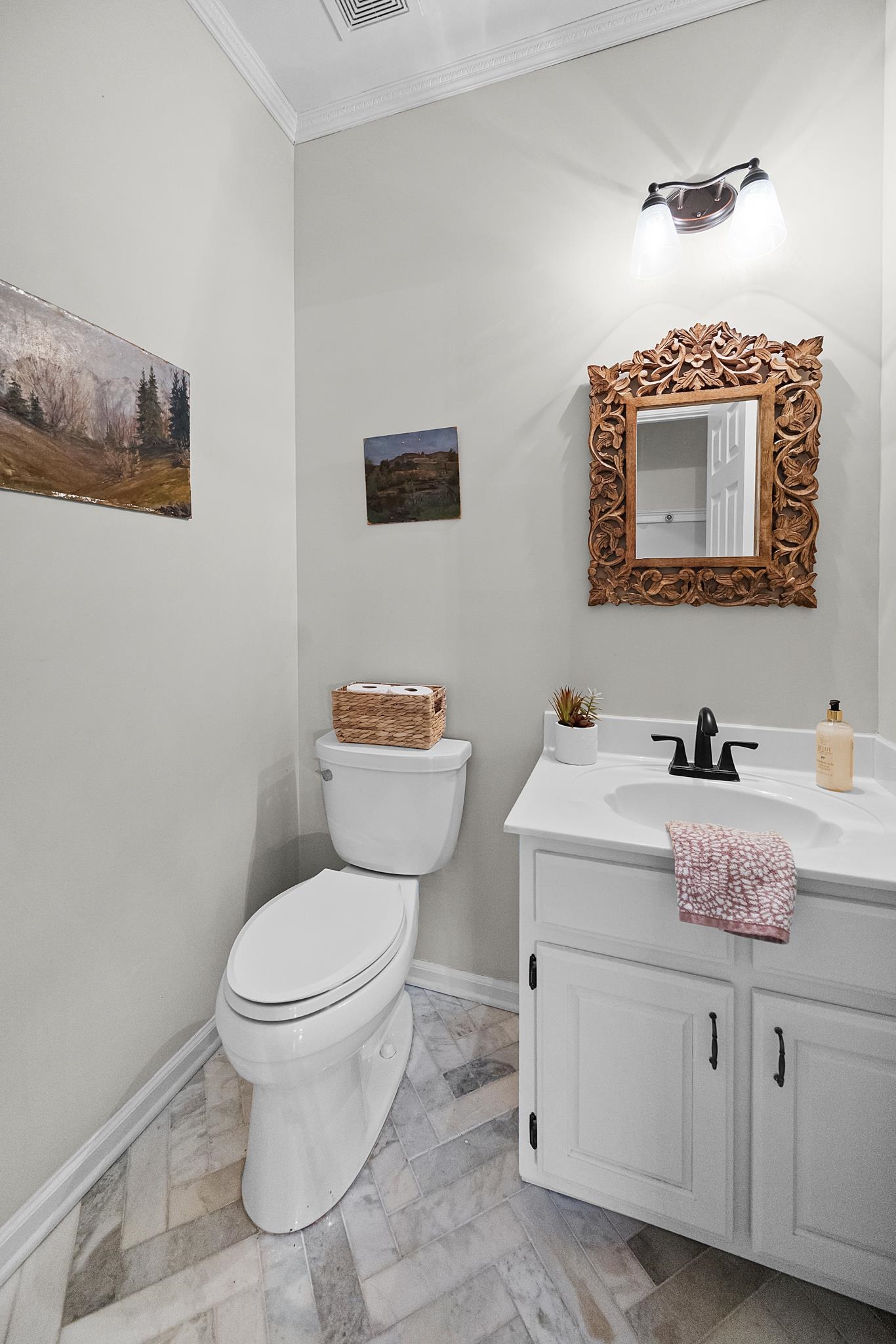 1525 BECKENHALL CV