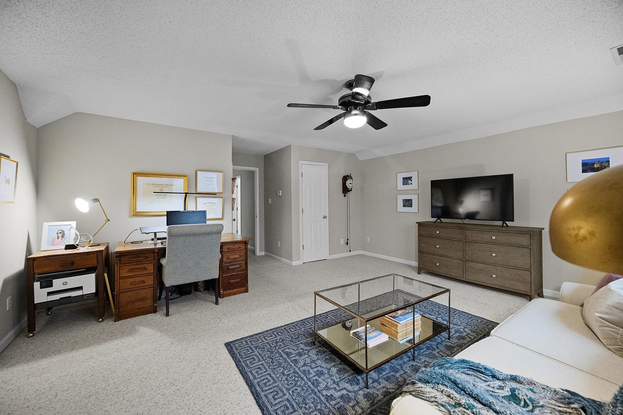 1525 BECKENHALL CV