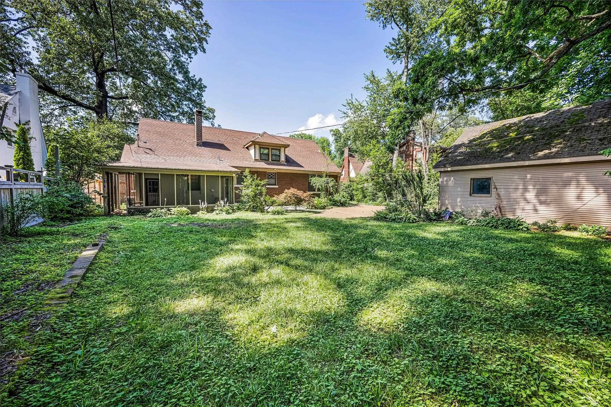 2067 HALLWOOD DR