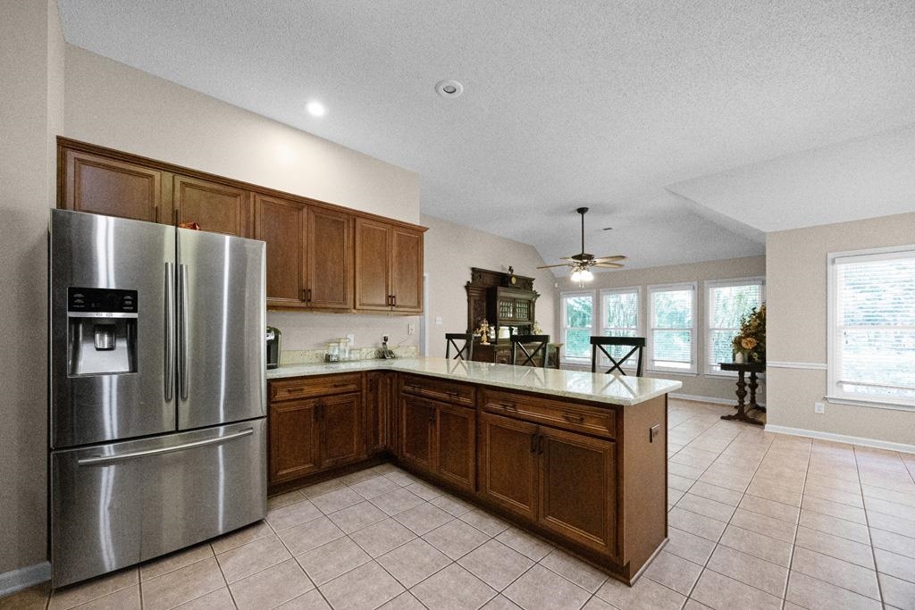 10135 WOODLAND HILLS DR