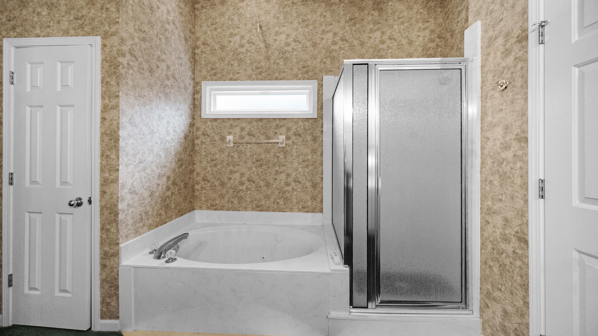 9390 STARCROSS AVE