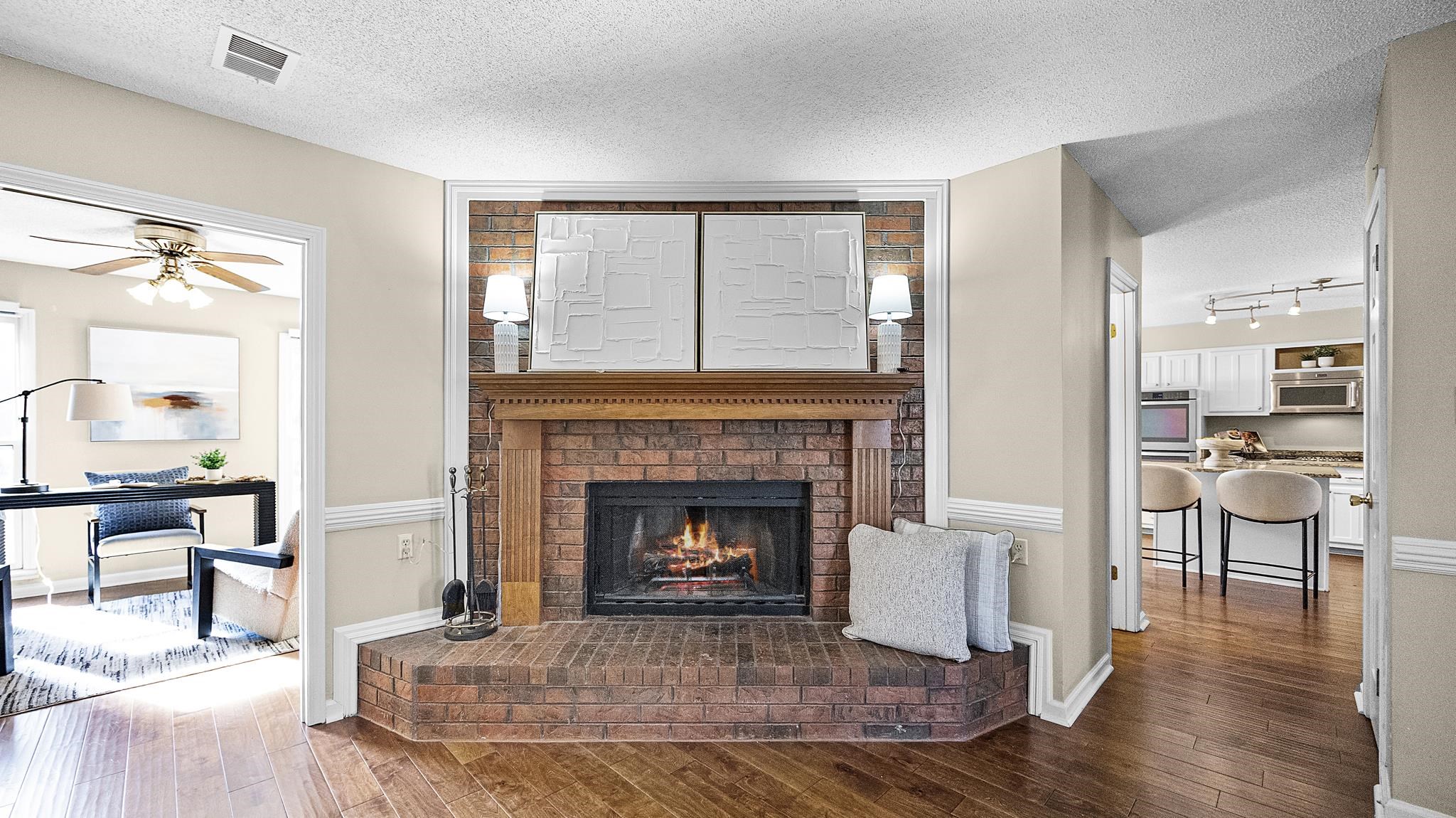 1105 WINROSE DR