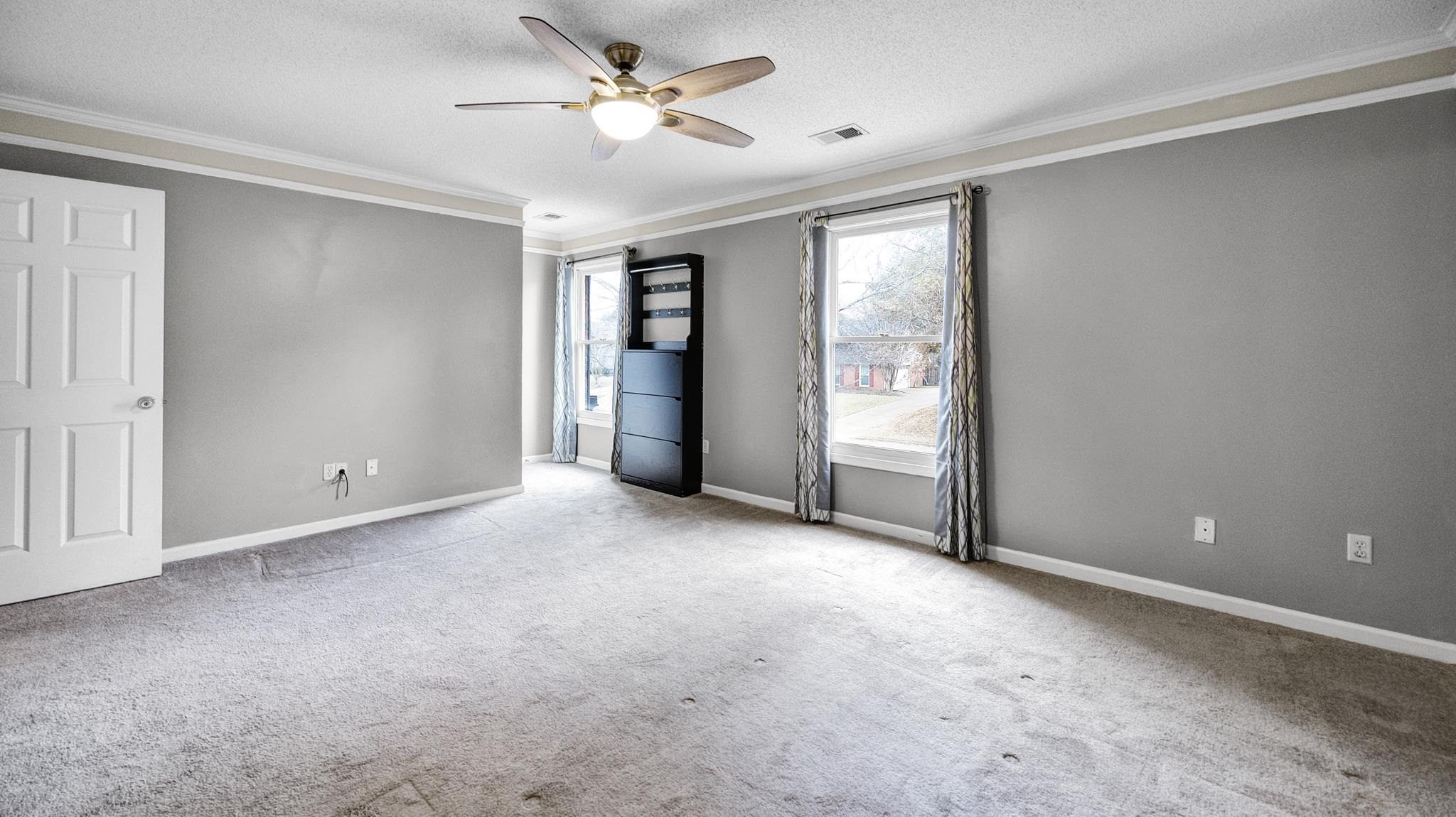 1105 WINROSE DR