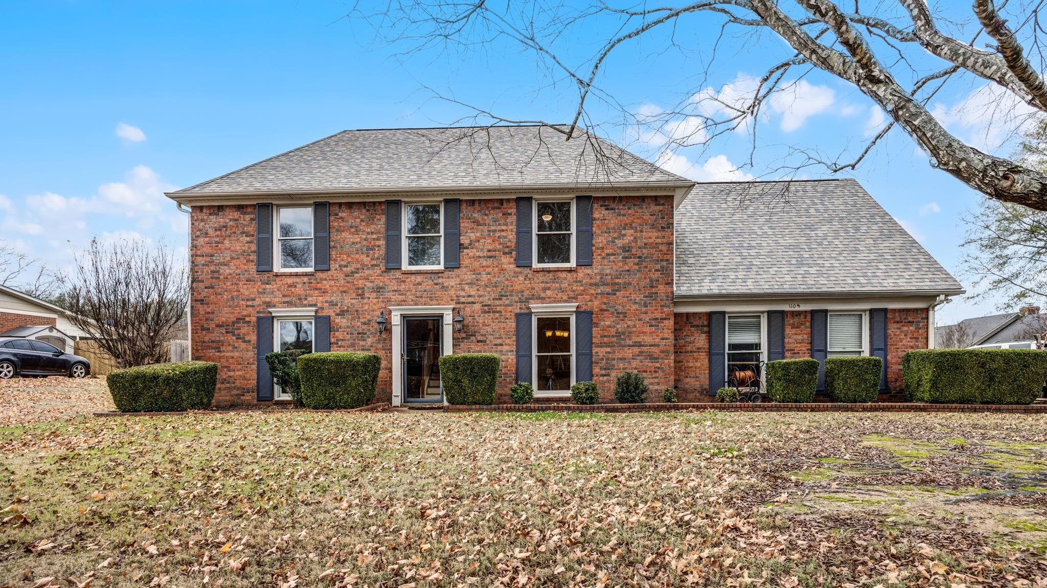 1105 WINROSE DR