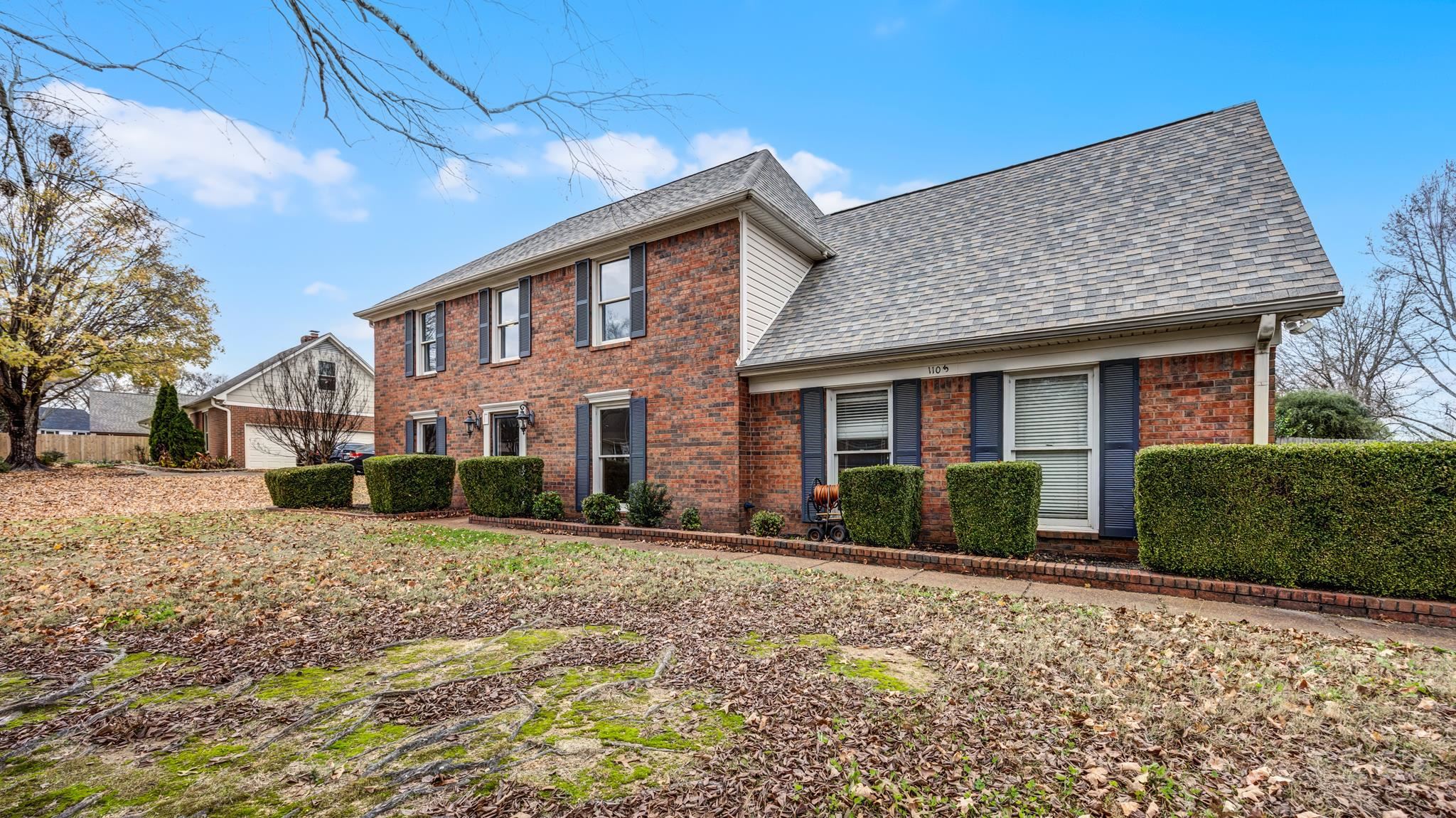1105 WINROSE DR