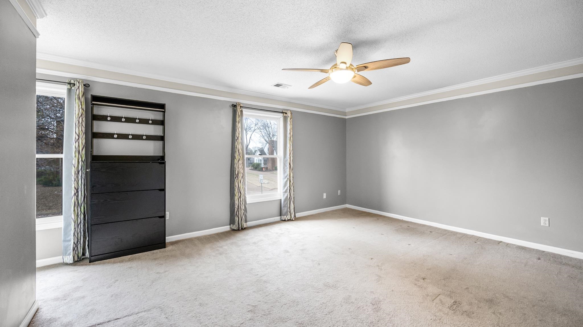 1105 WINROSE DR