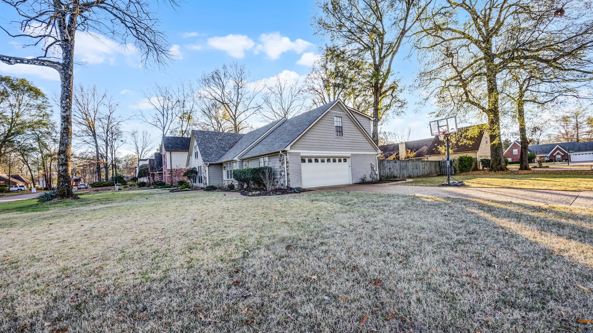 1883 EDWARDS MILL RD