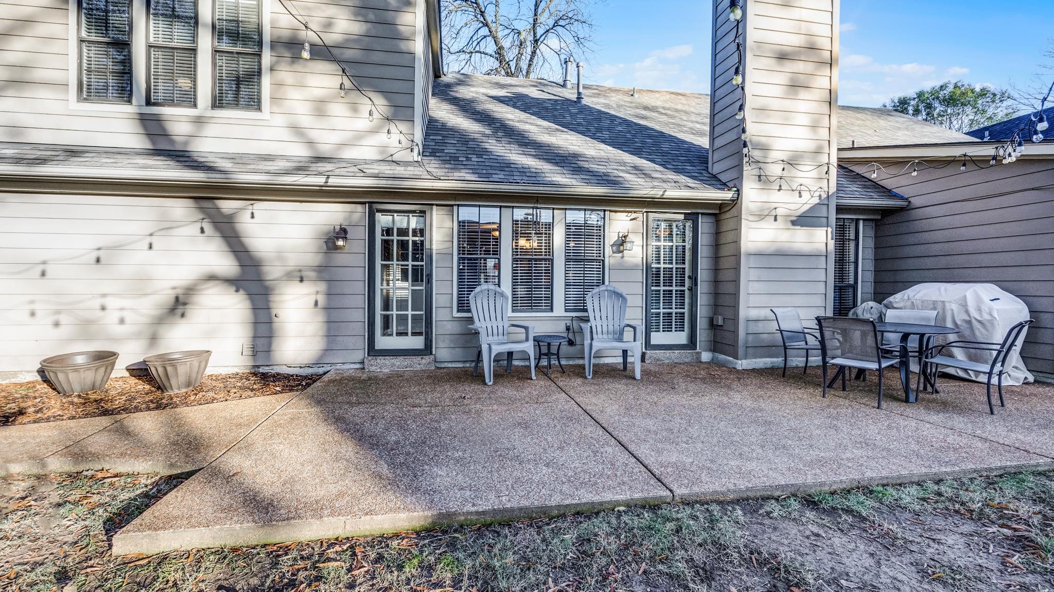 1883 EDWARDS MILL RD