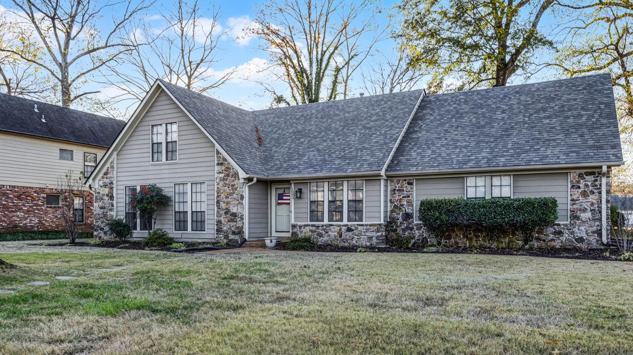 1883 EDWARDS MILL RD