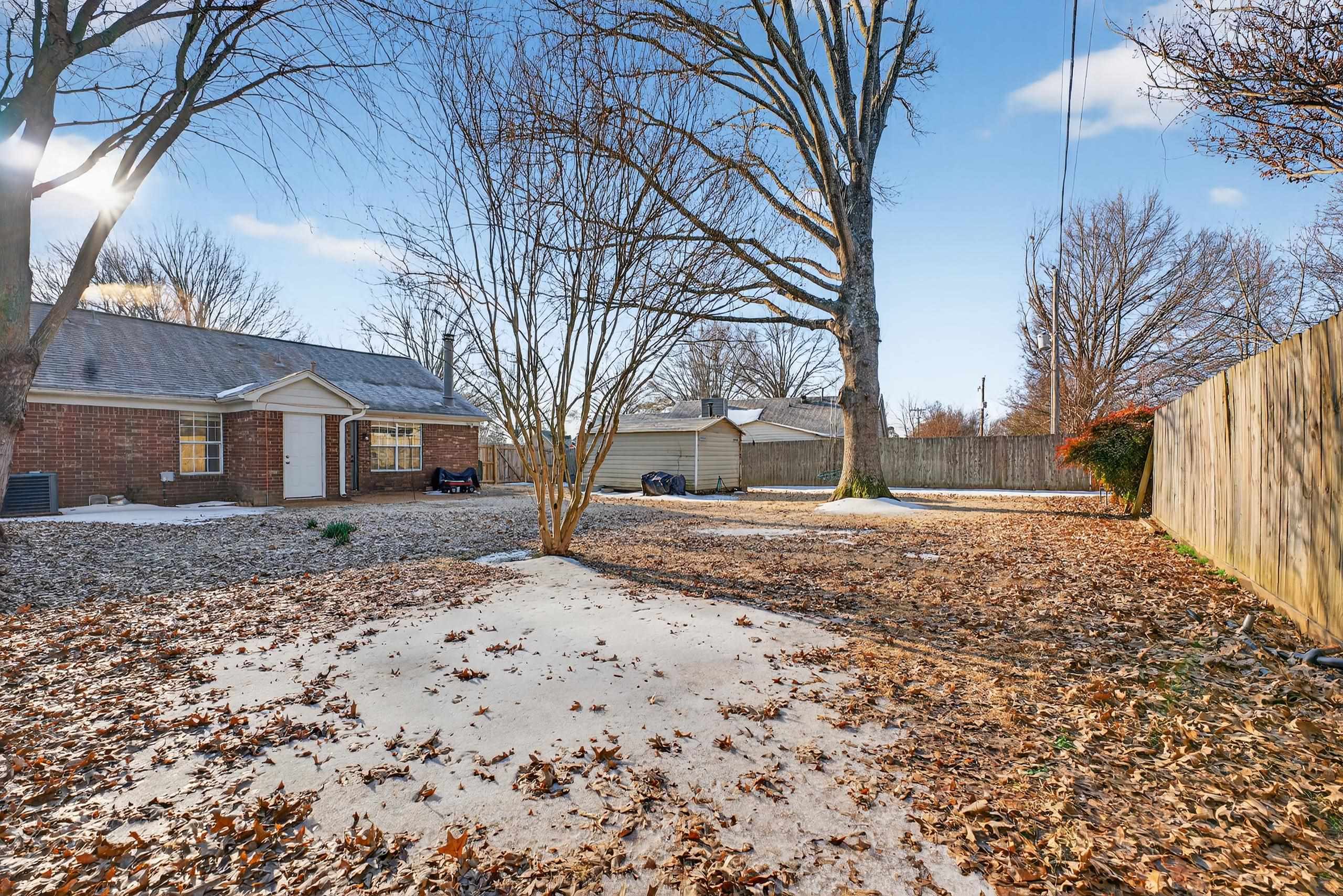 3053 LAUREN DR