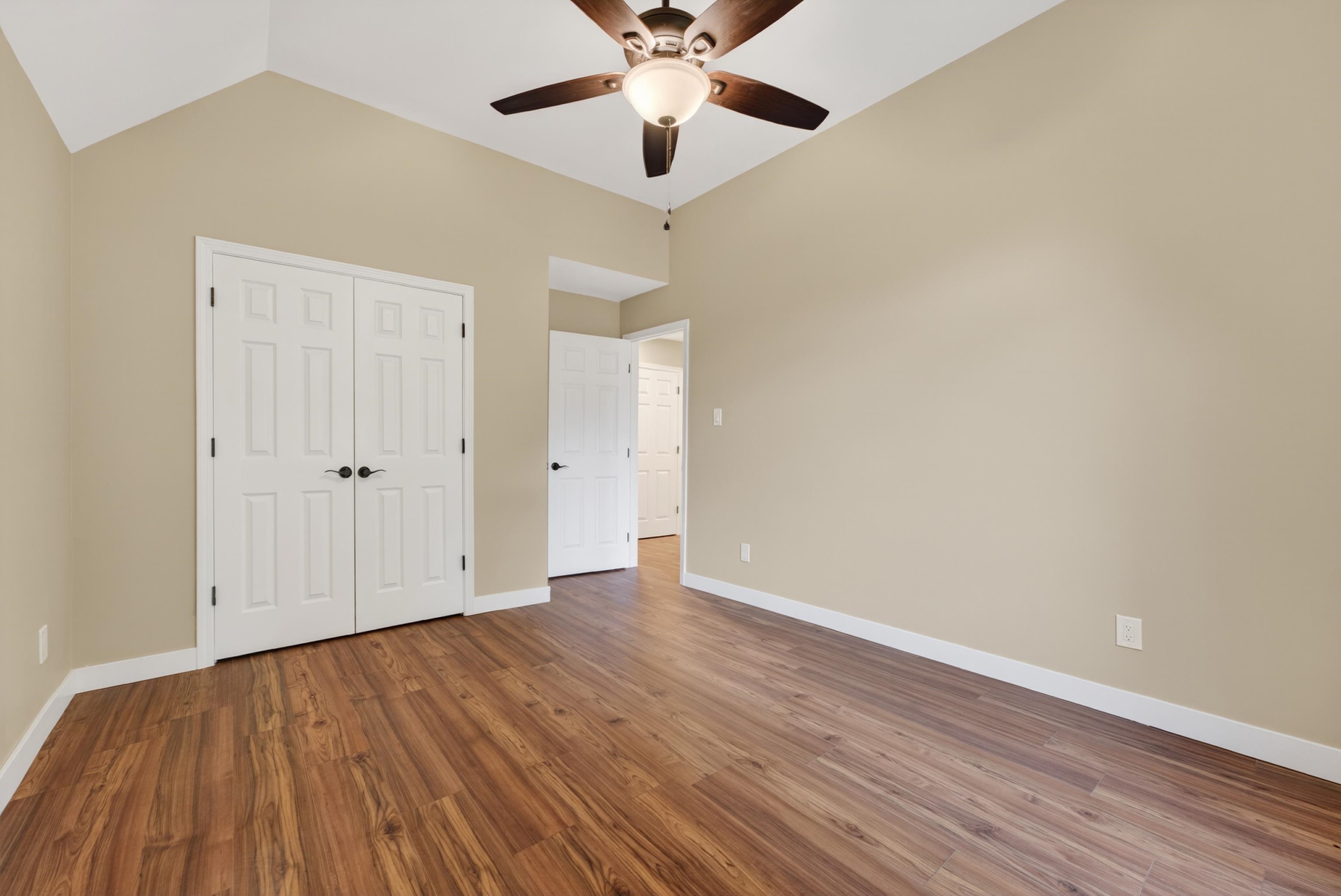 1107 W RED FERN CIR