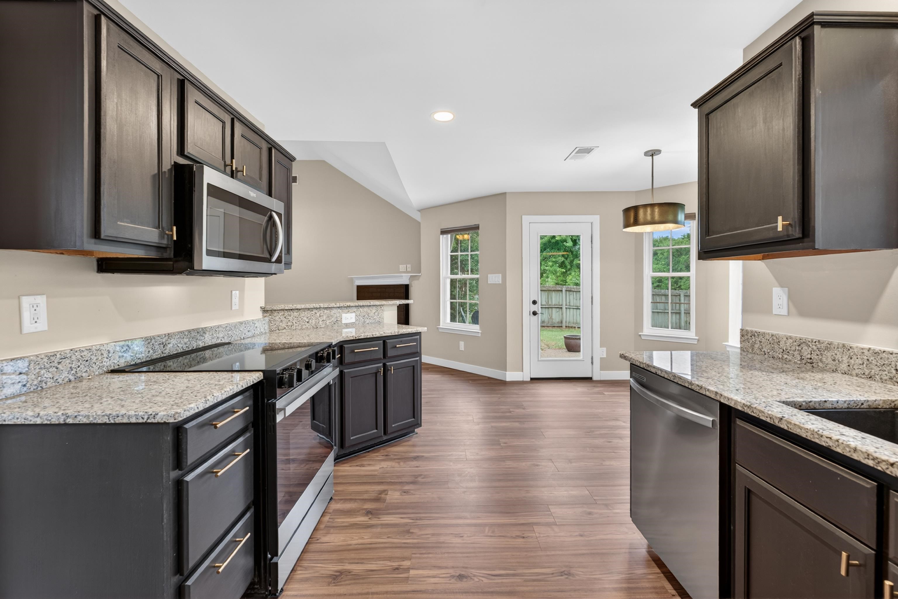 1107 W RED FERN CIR