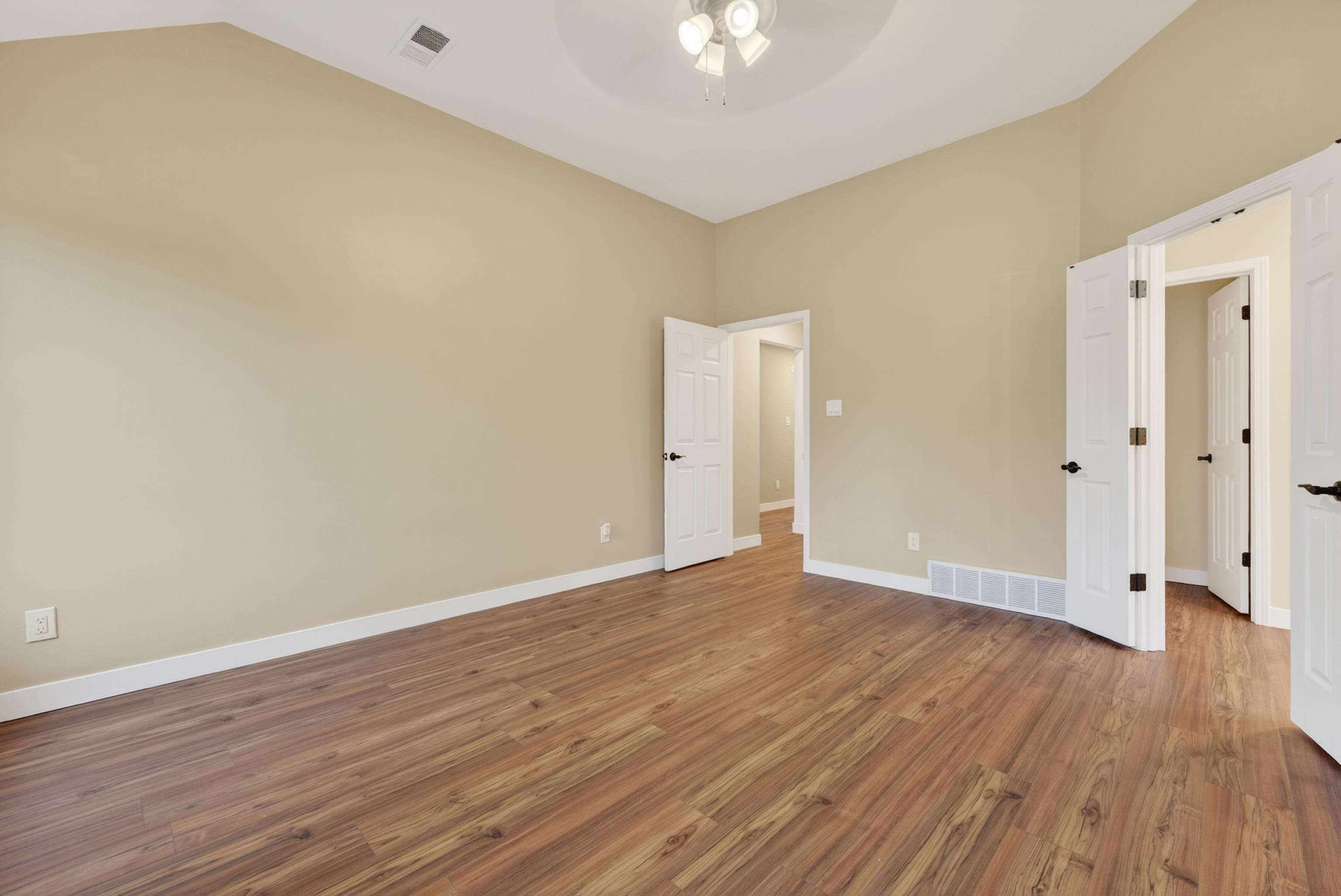 1107 W RED FERN CIR