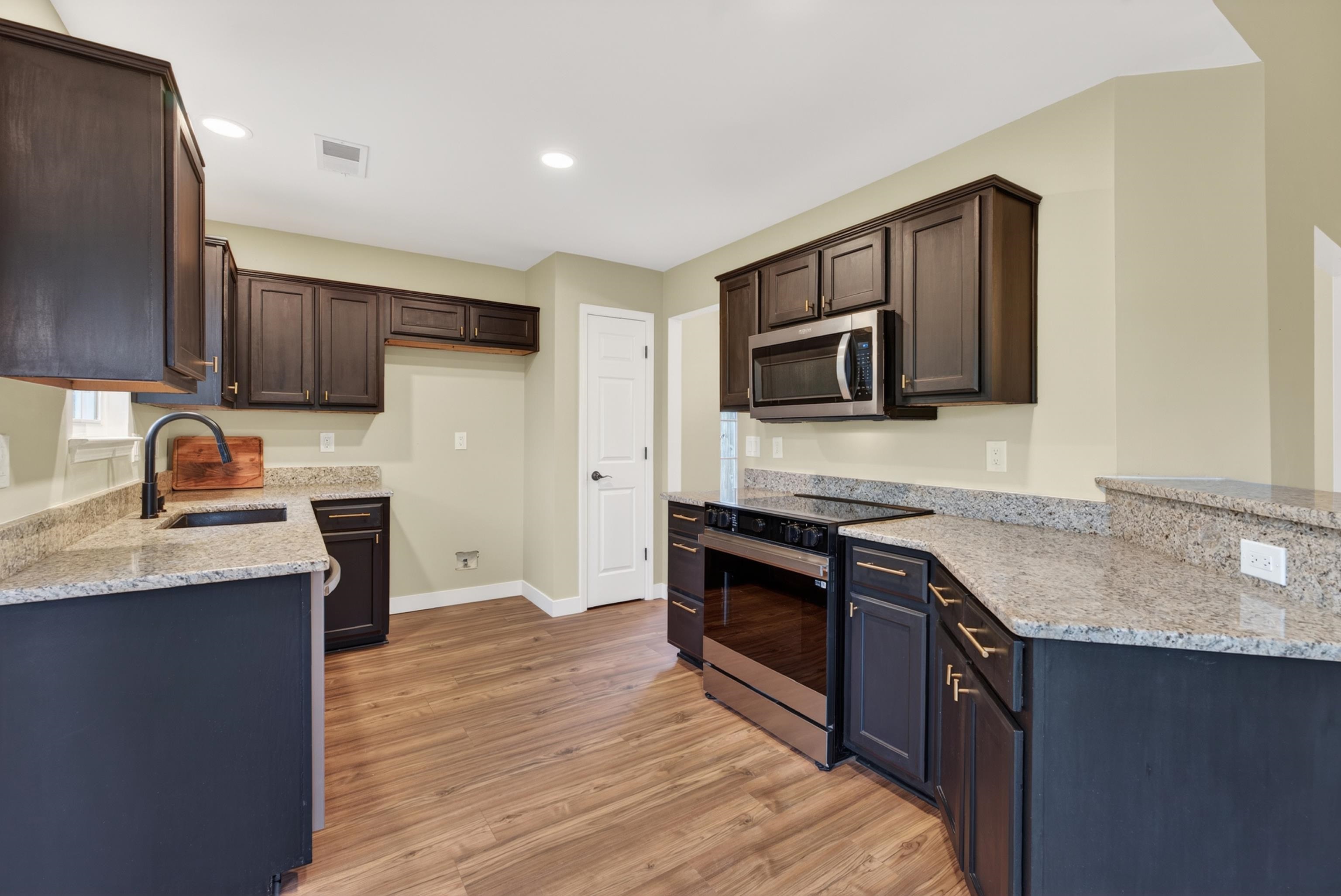 1107 W RED FERN CIR