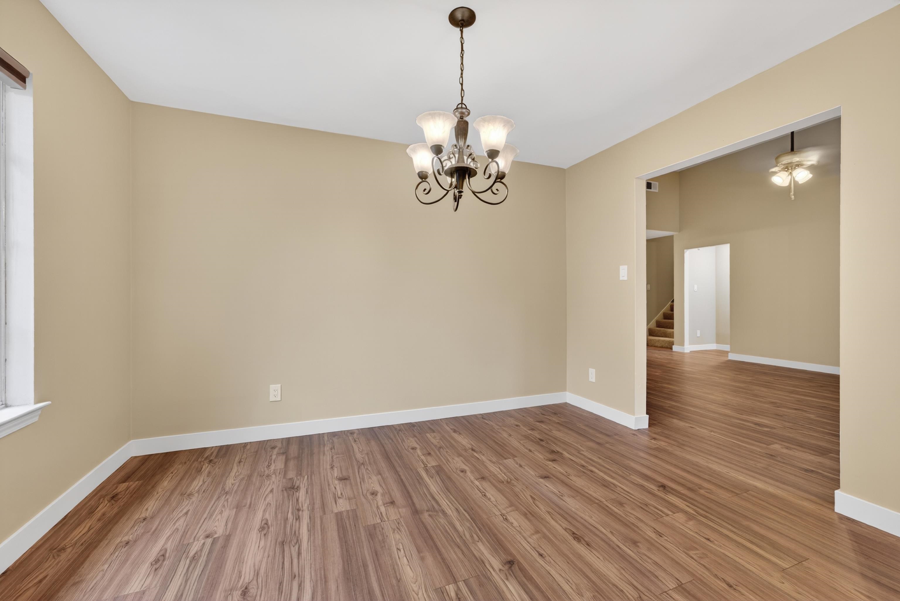 1107 W RED FERN CIR