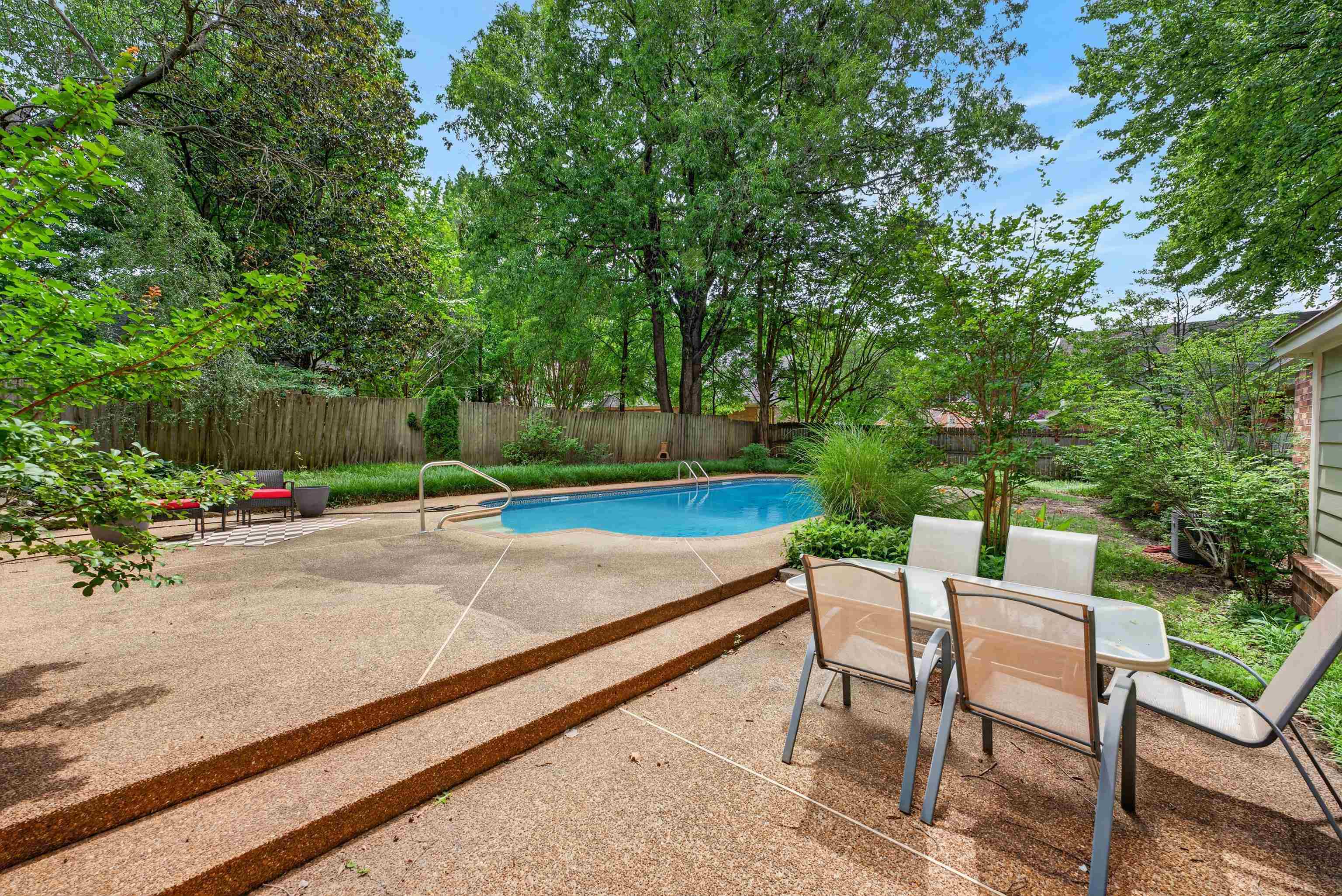 2647 BREENWOOD LN