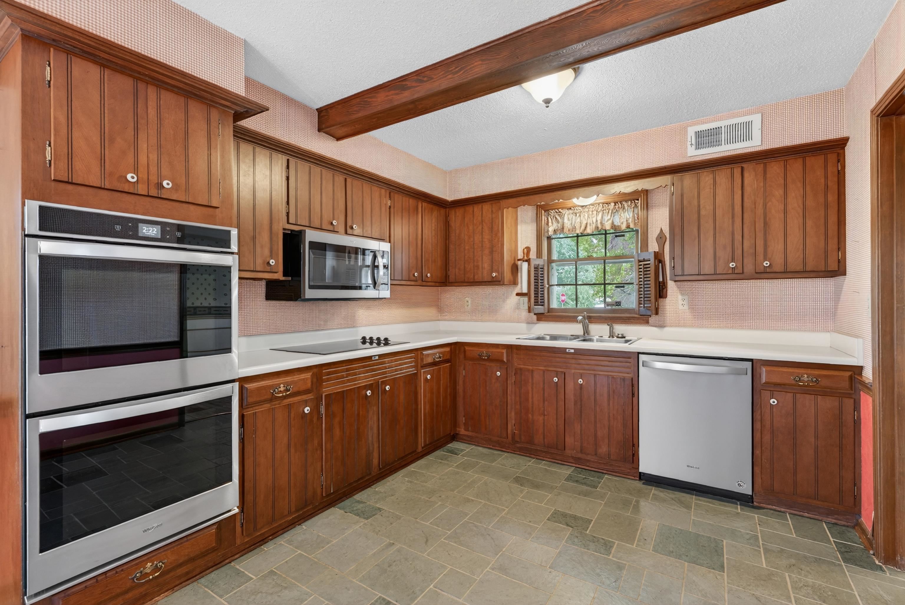 2647 BREENWOOD LN