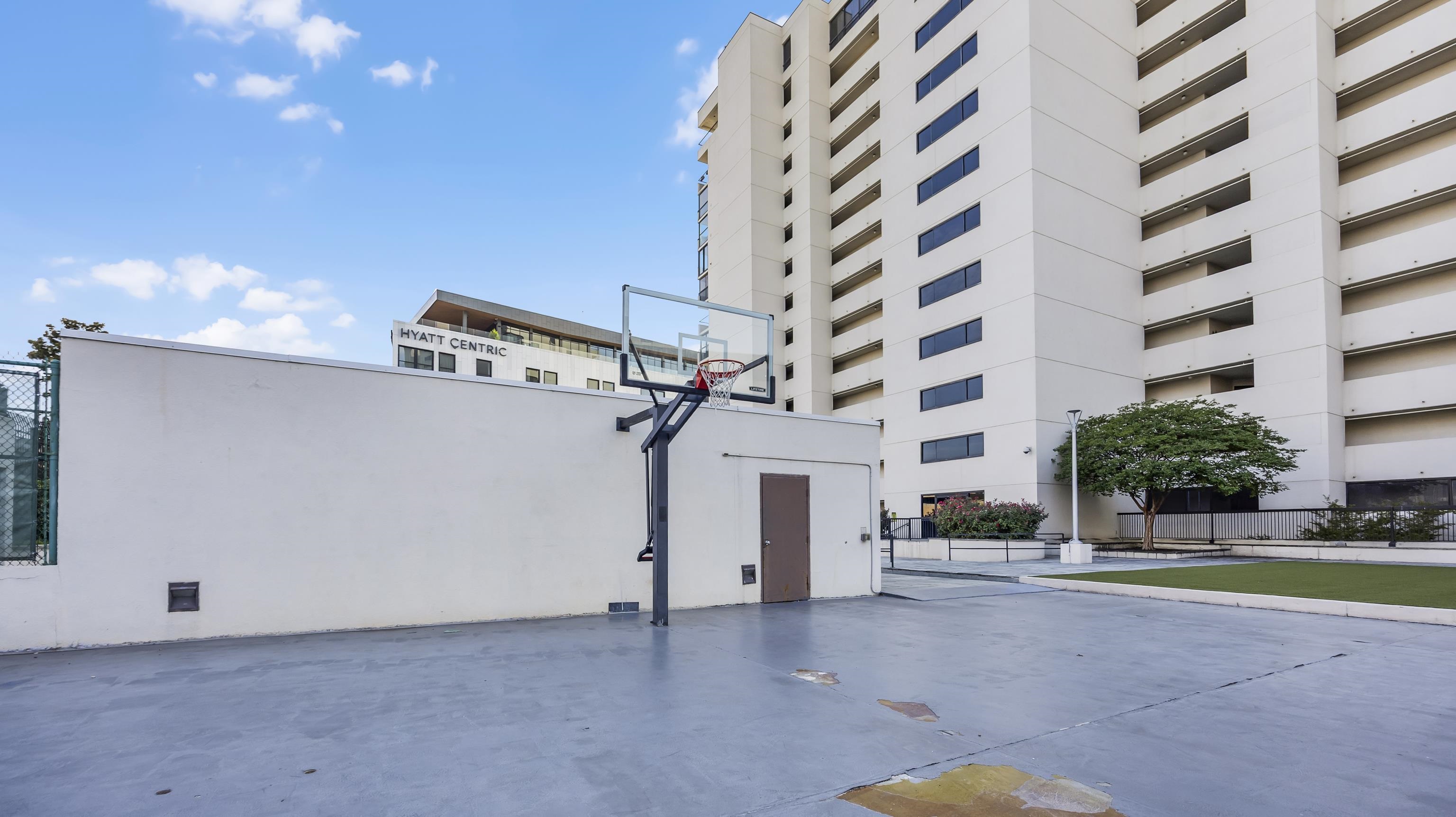 200 WAGNER PL Unit: 206