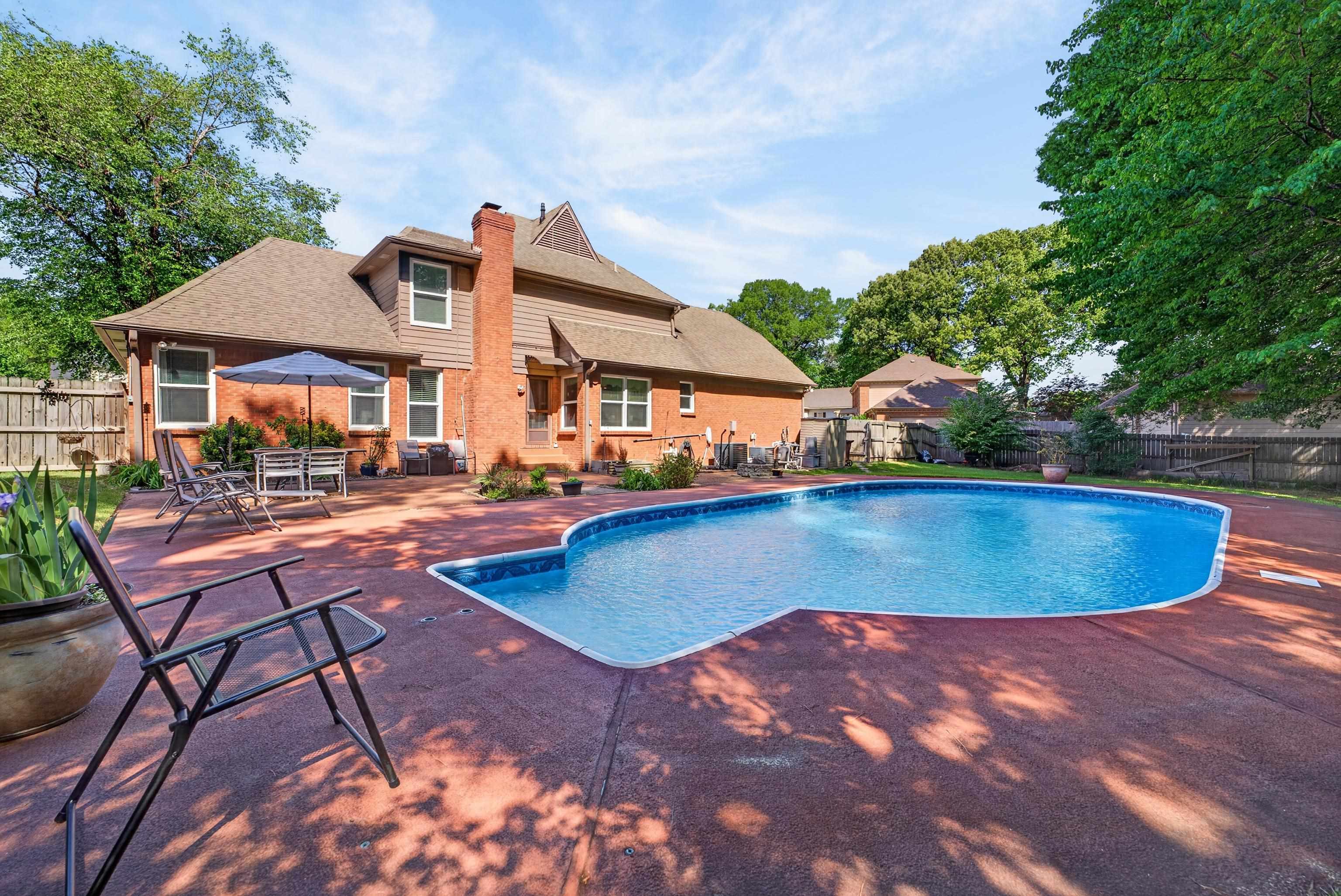1028 WINLEAF DR