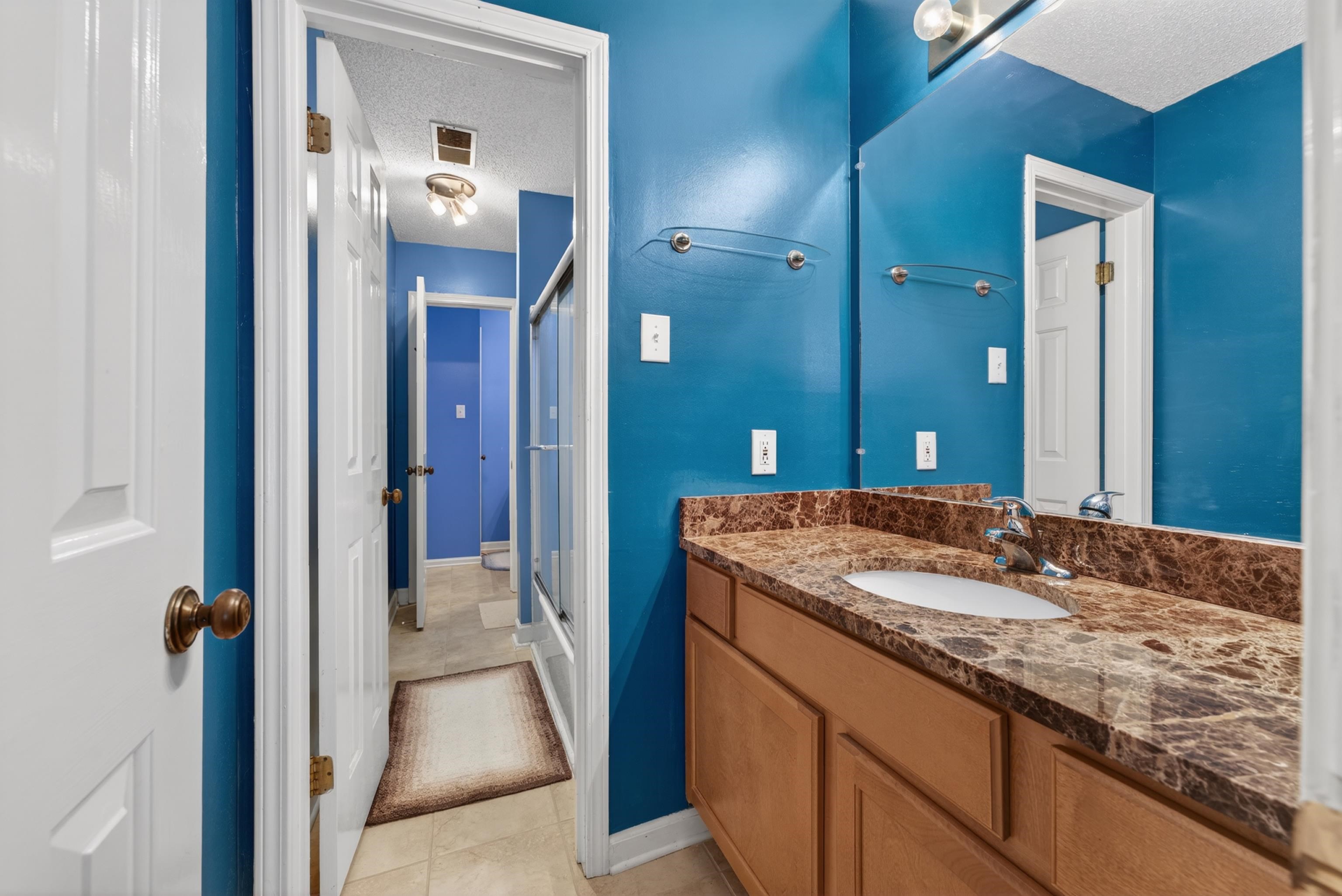 1028 WINLEAF DR