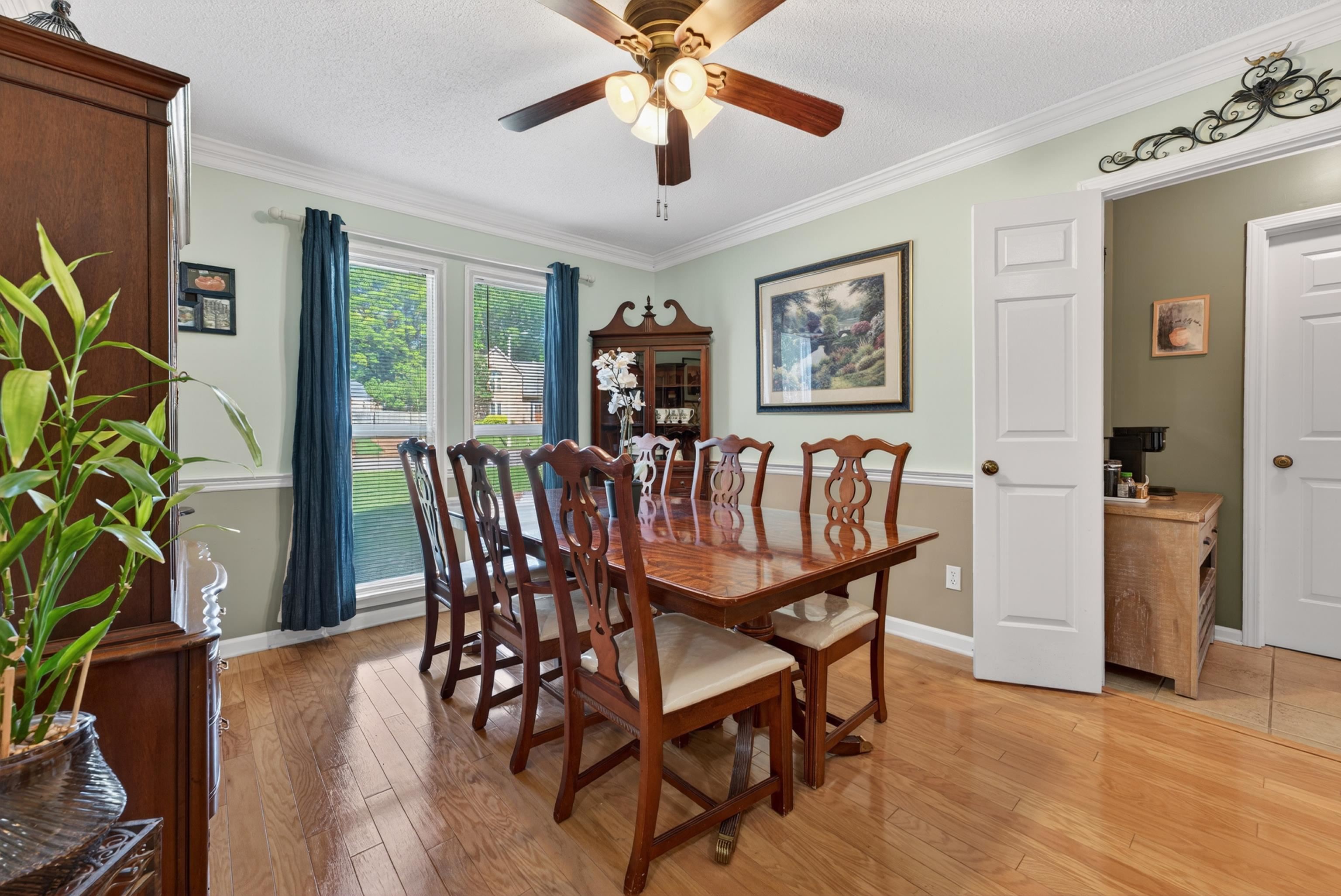 1028 WINLEAF DR