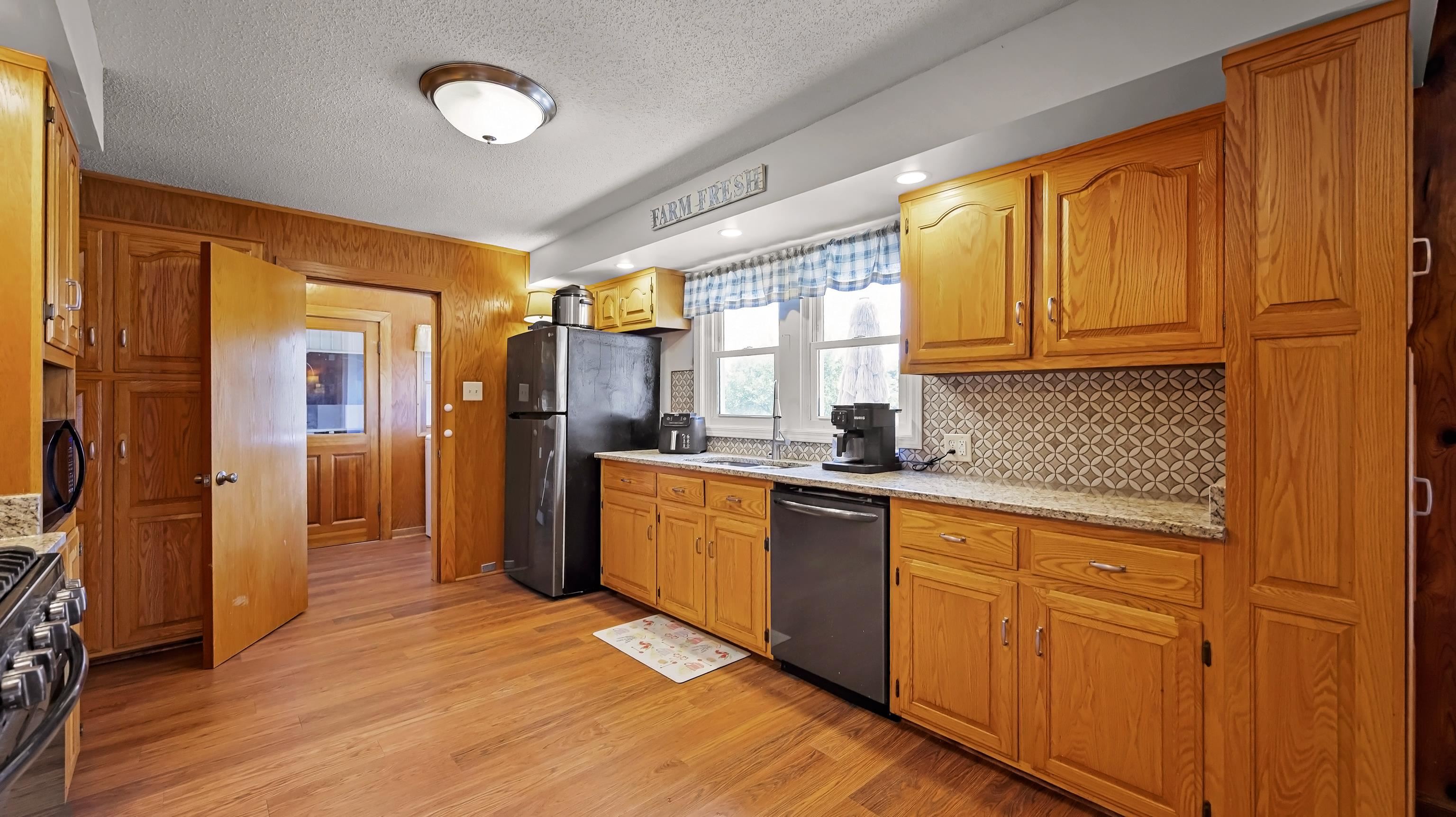 23 COKER RD