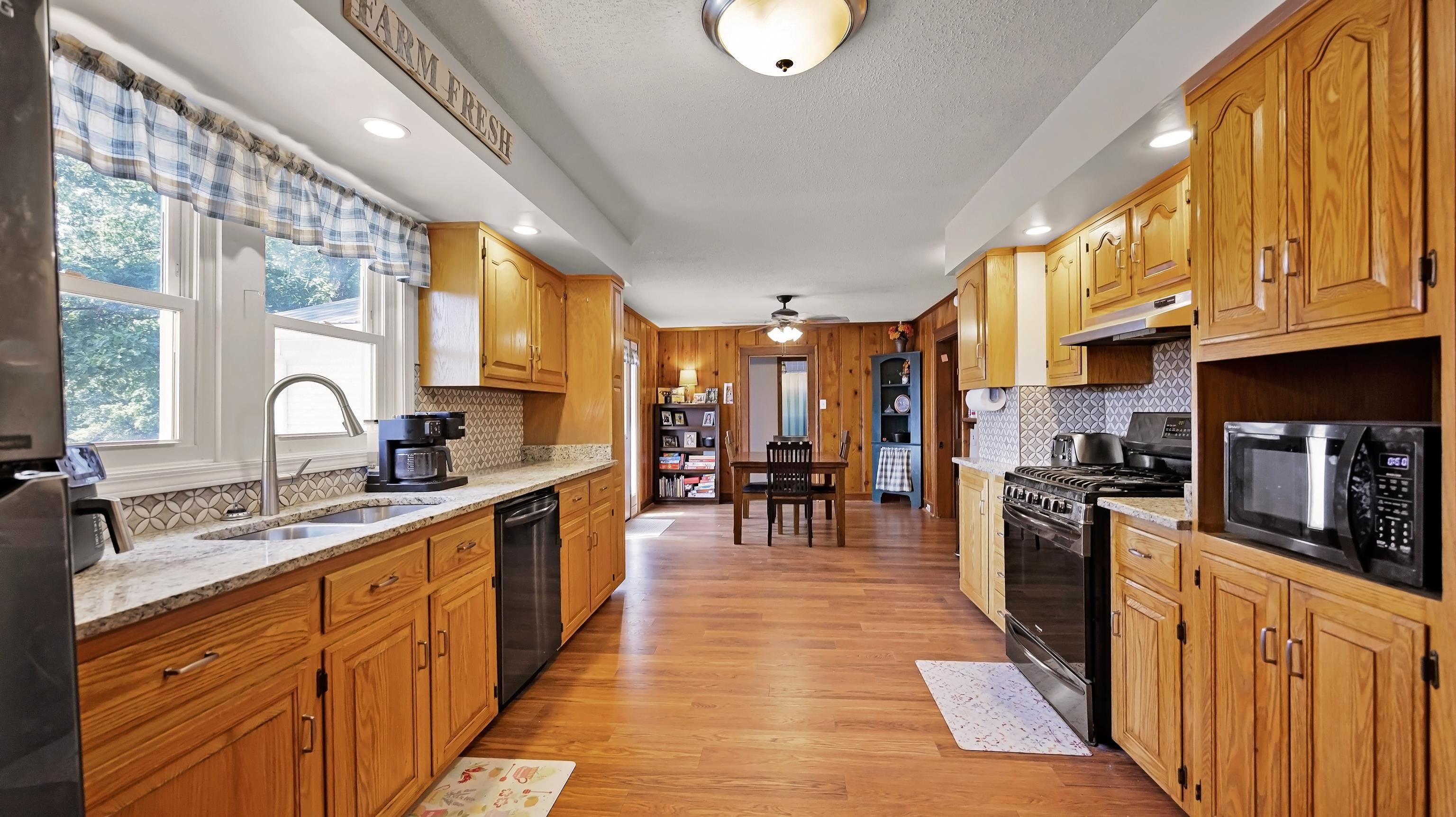 23 COKER RD