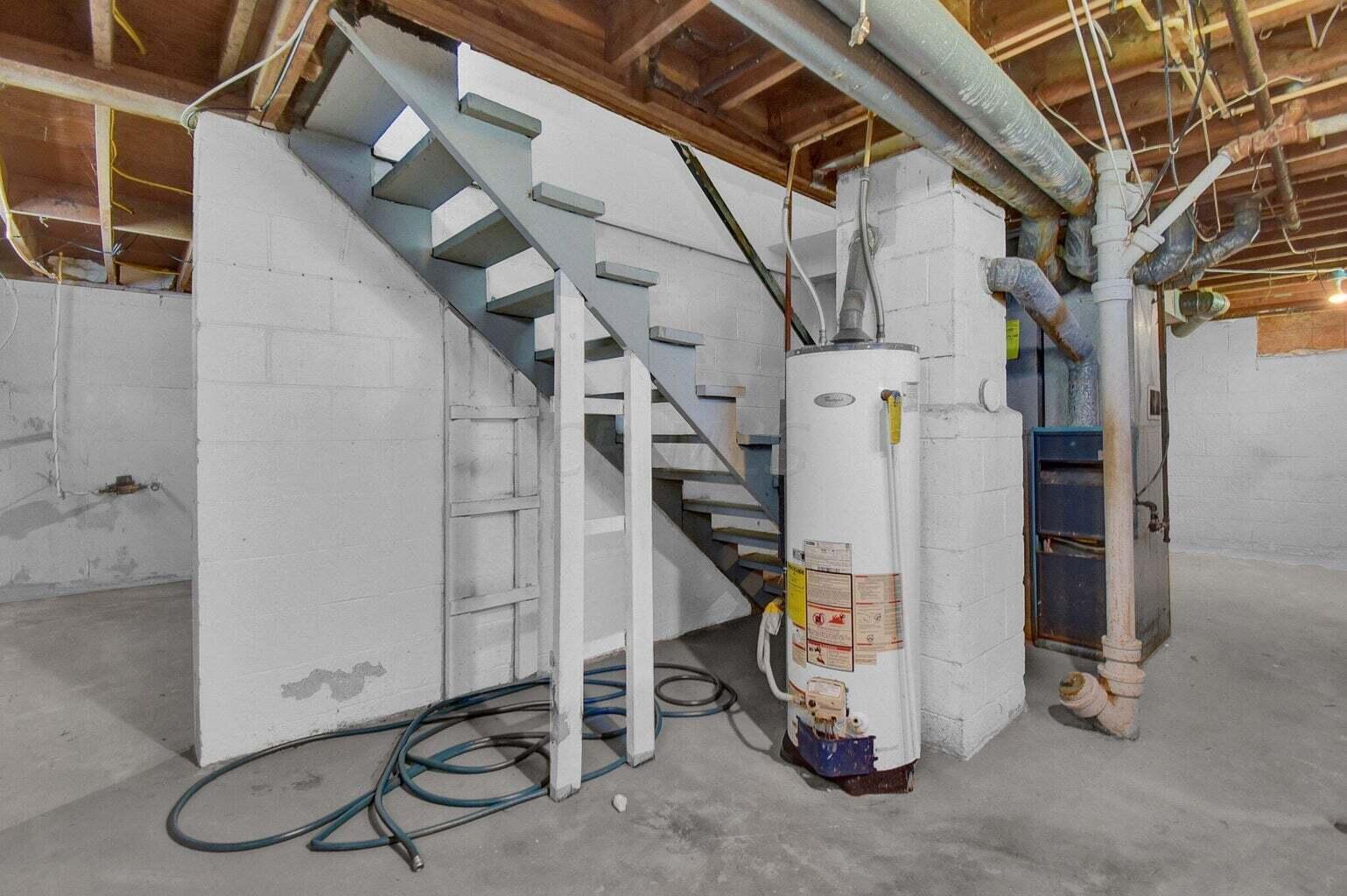 2289 Hiawatha Park Drive