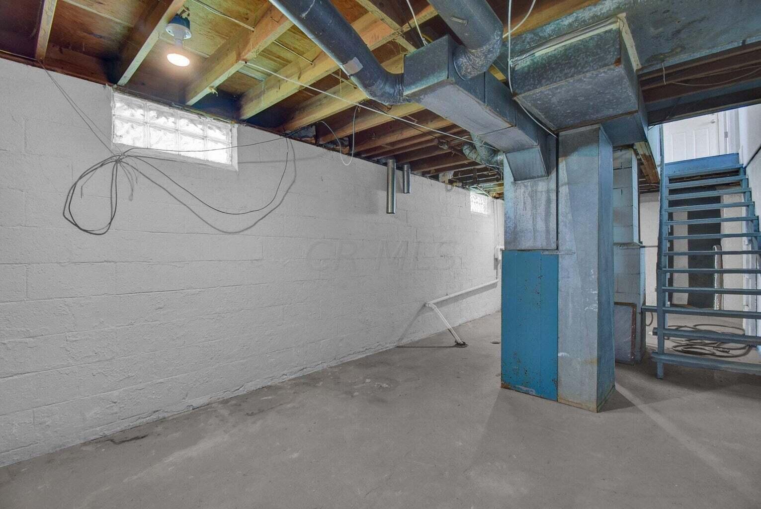2289 Hiawatha Park Drive