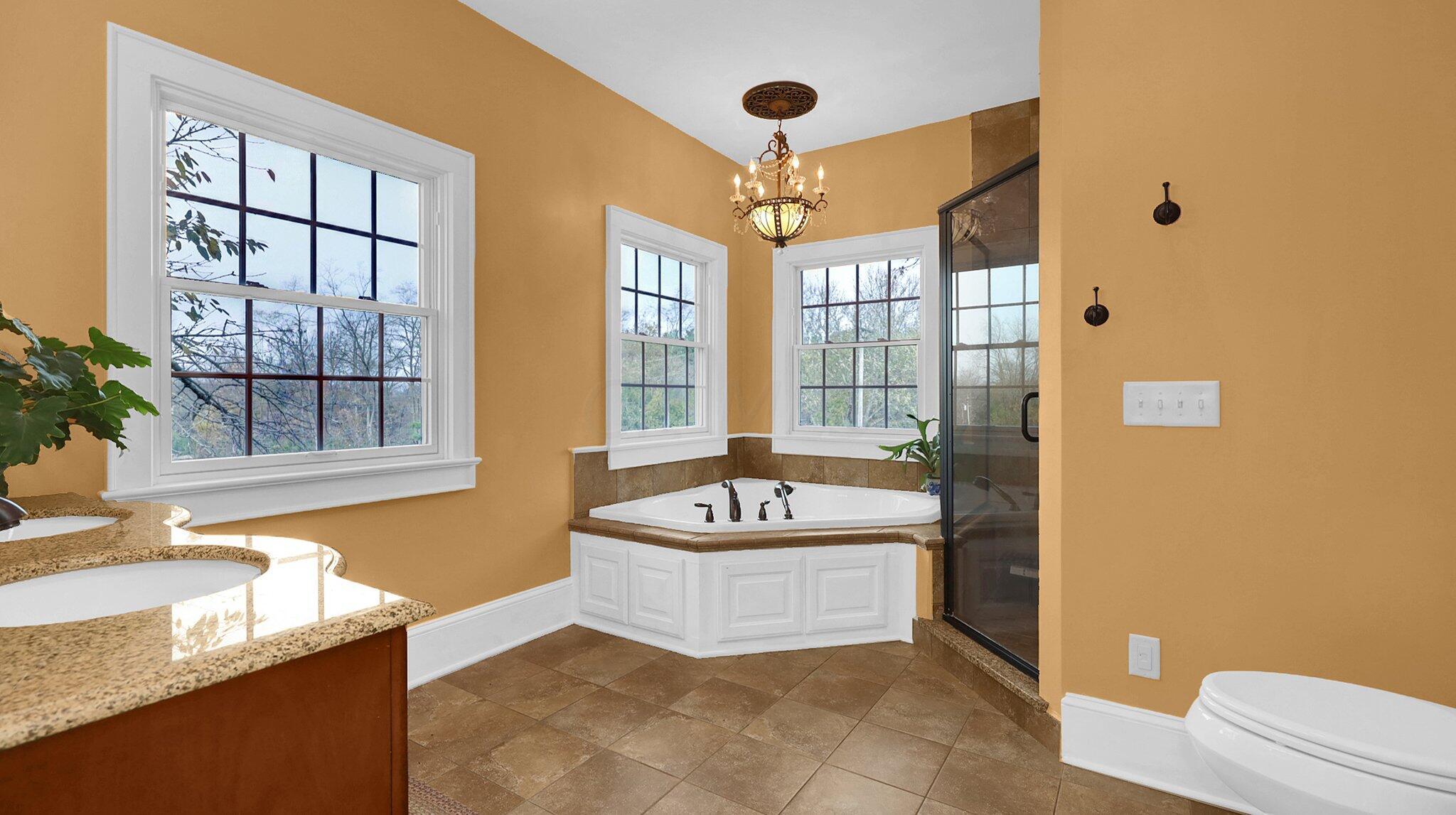 4762 E US Highway 36