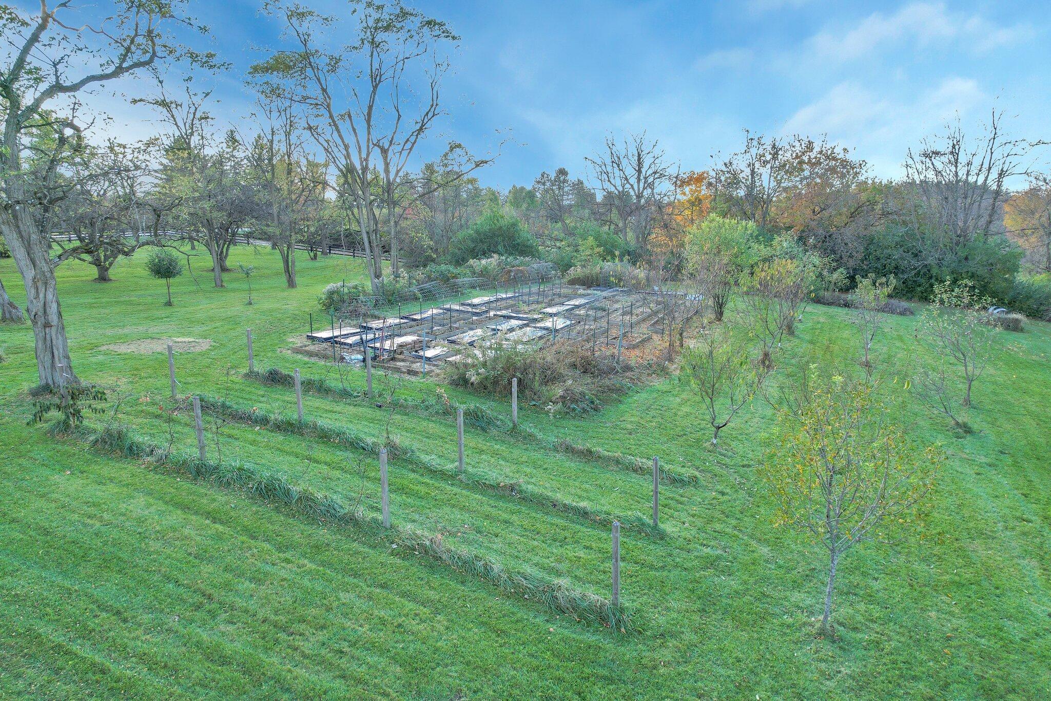 4762 E US Highway 36